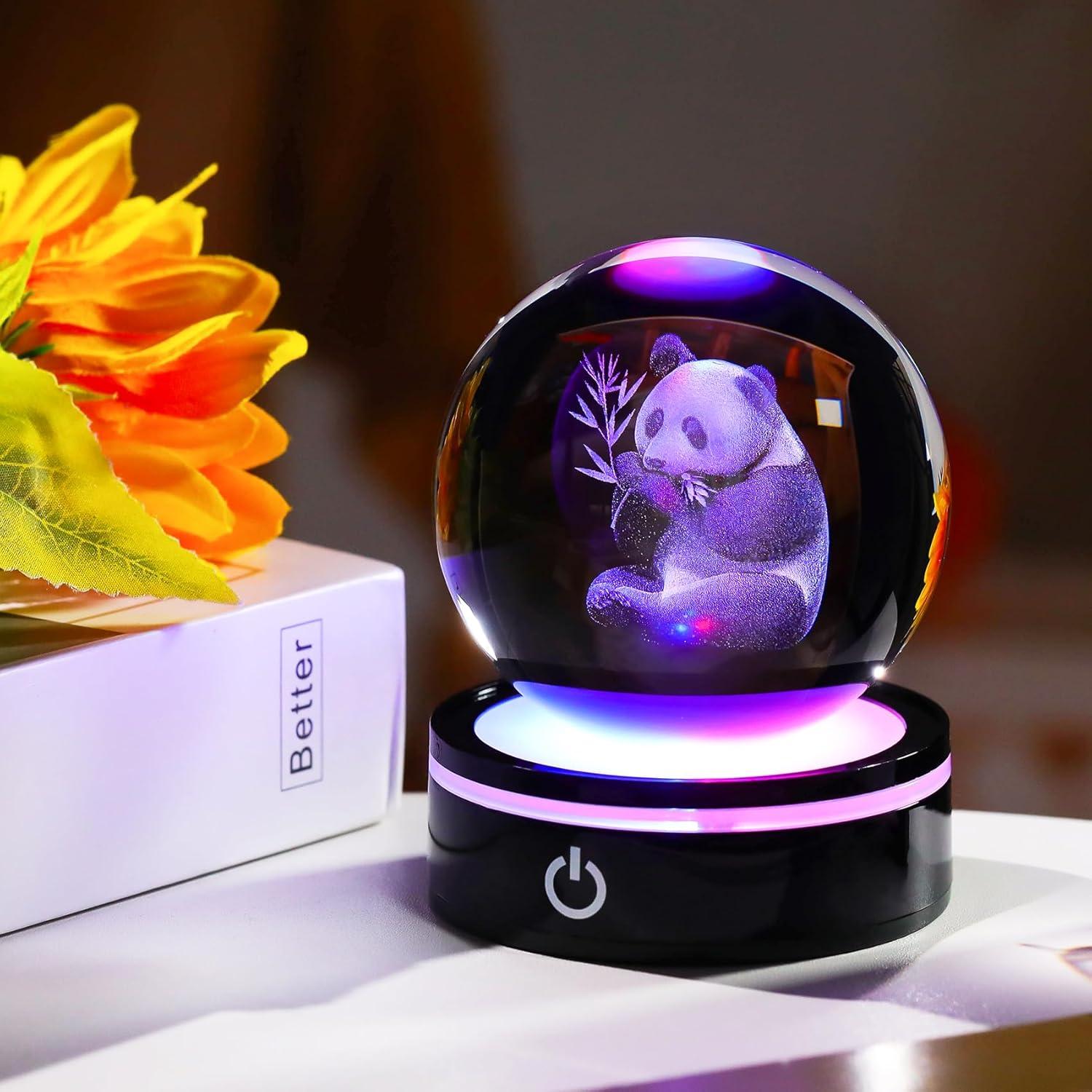 Figura 3D de Panda en Cristal YWHL con Base LED Multicolor