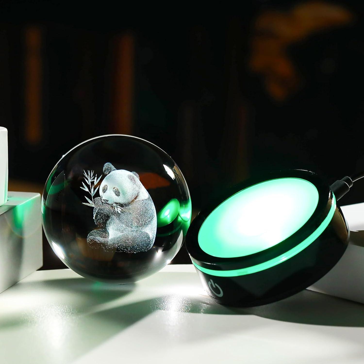 Figura 3D de Panda en Cristal YWHL con Base LED Multicolor