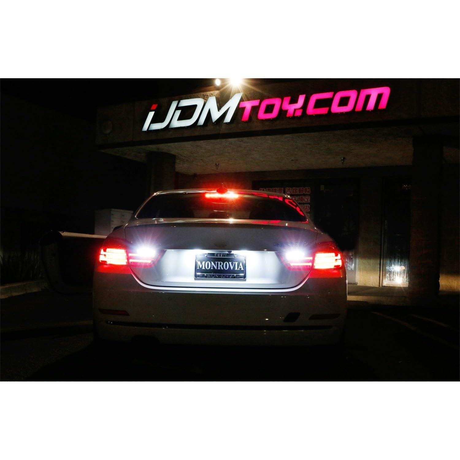 Bombillas LED de Luz de Reversa iJDMTOY 15-SMD Xenón Blanco para BMW Serie 4