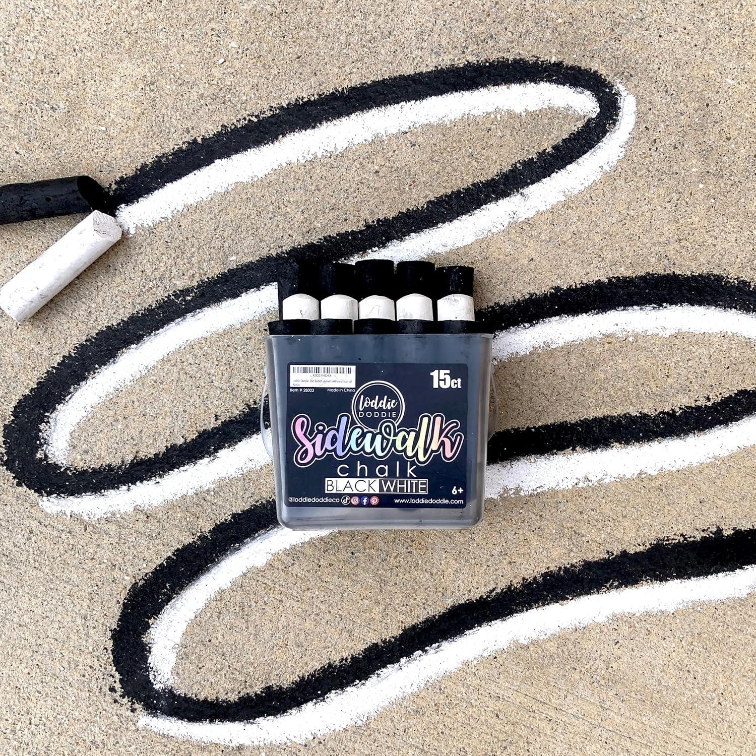 Cubo de 15 tizas jumbo Loddie Doddie negras y blancas