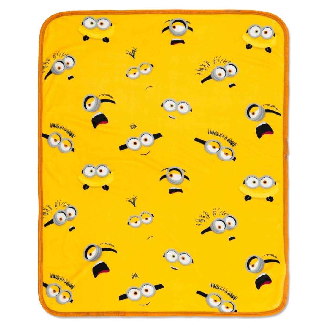 Manta Franco Minions Toque de Seda 101,6x127 cm