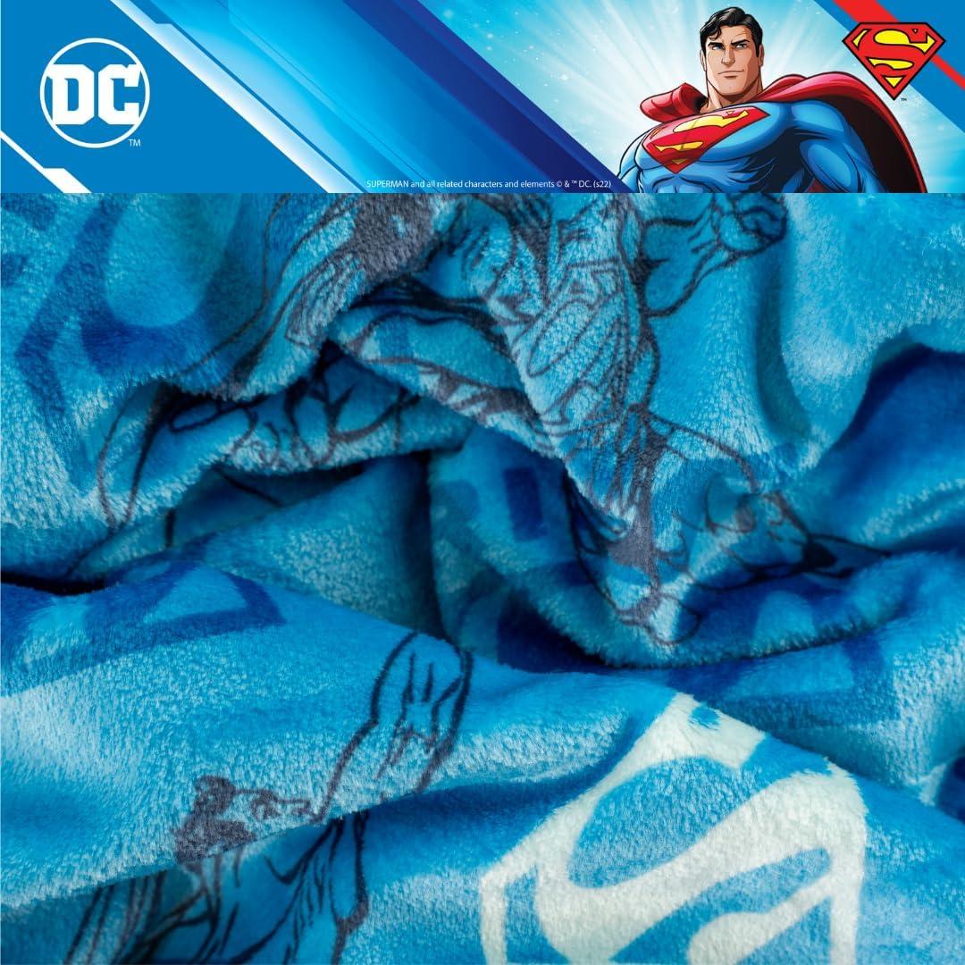 Manta Superman Franco 116x152 cm Suave y Acogedora
