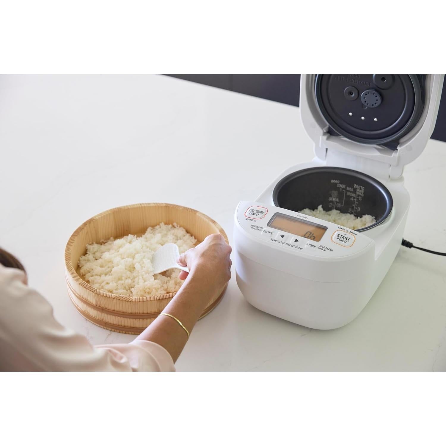 Olla de Arroz Zojirushi NW-YNC18WA Inducción 10 Tazas Blanca