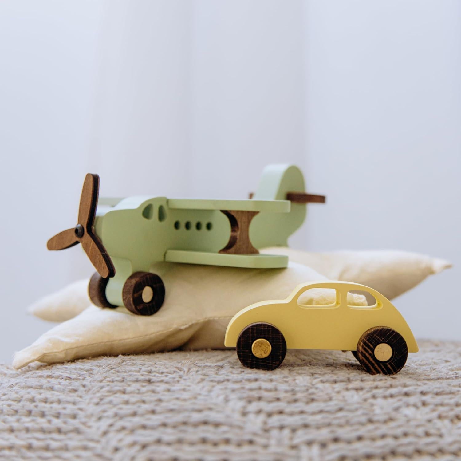 Juego de Rompecabezas de Madera Busy Puzzle - Avión y Auto