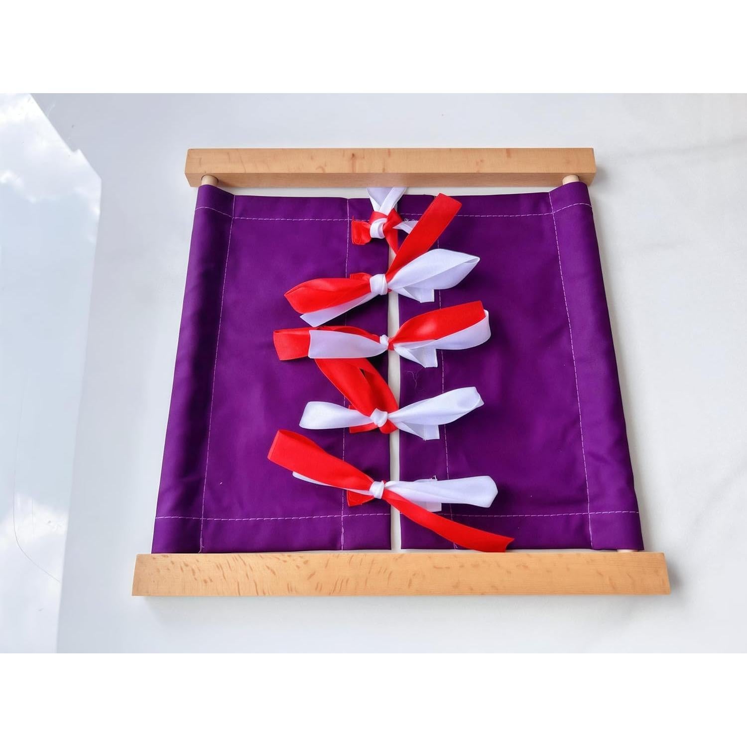 Conjunto Montessori 12 Marcos de Vestir de Madera de Haya