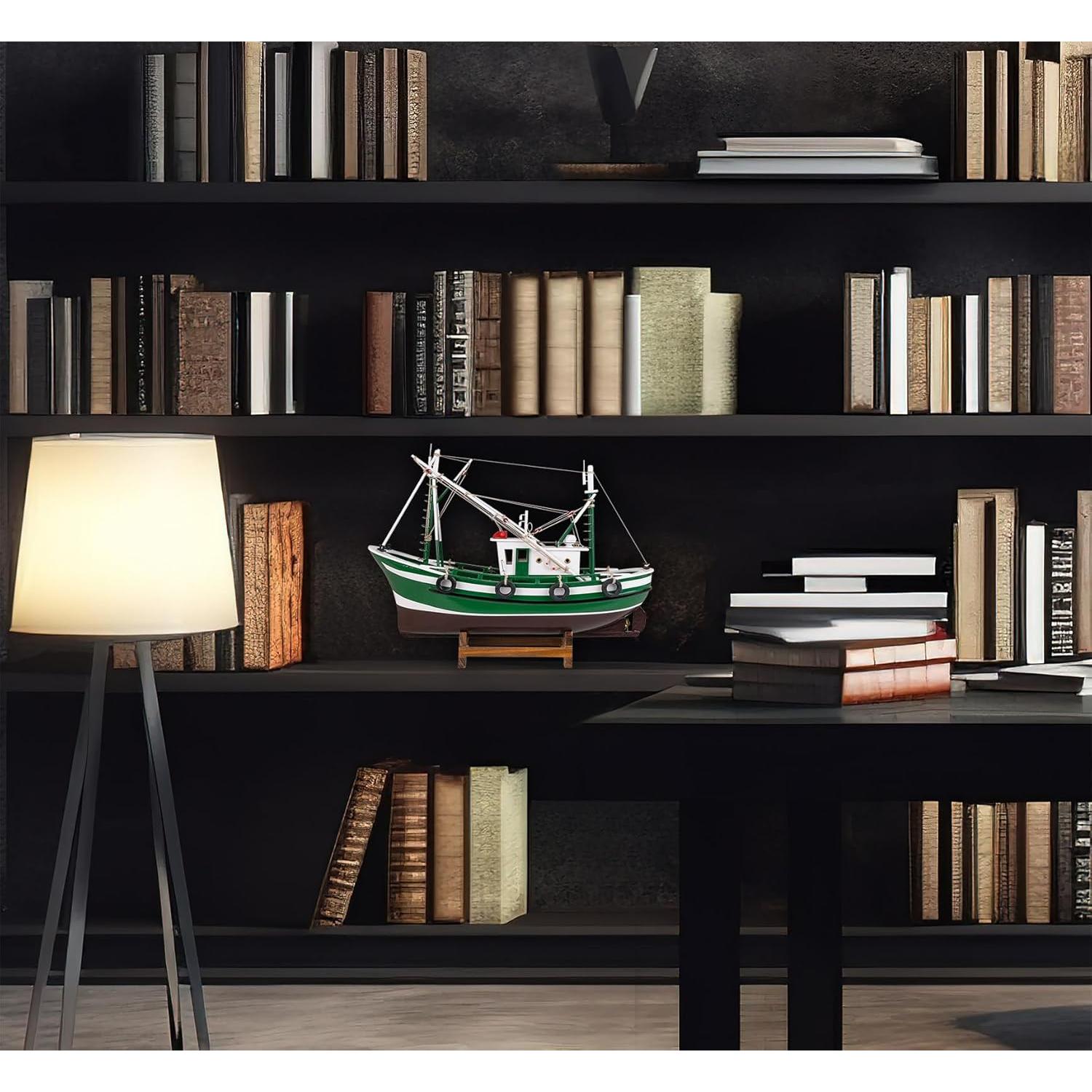 Barco de Pesca de Madera Verde SAILINGSTORY 32 cm Decoración