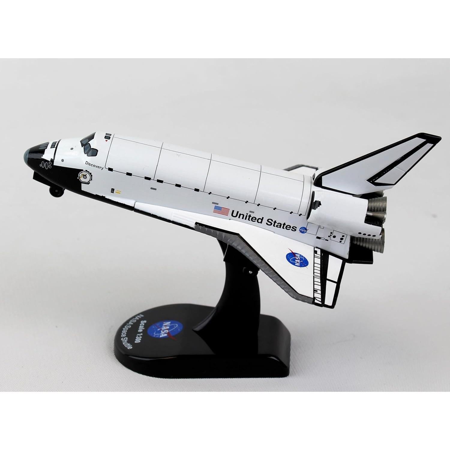 Modelo de transbordador espacial Discovery Daron 1:300