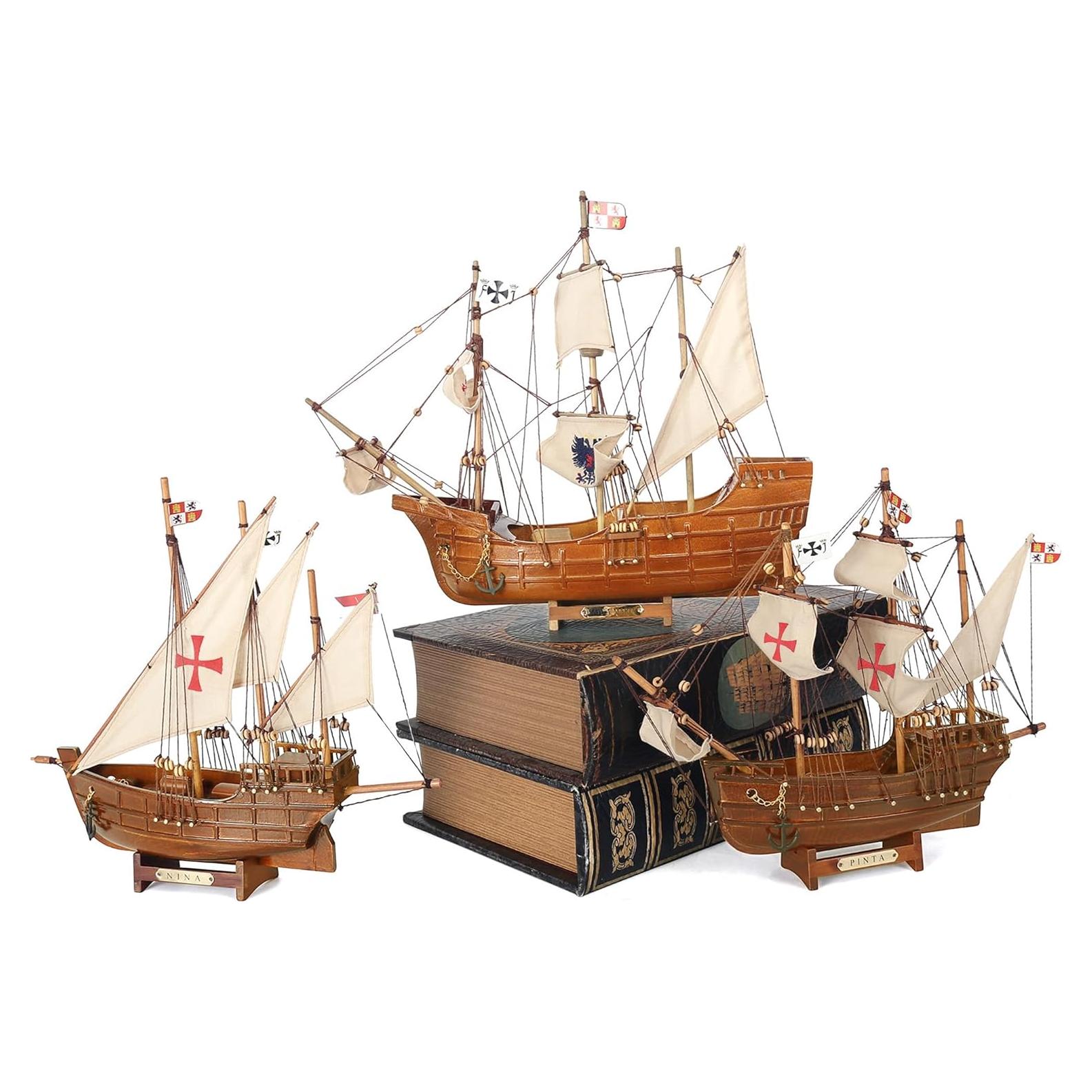 Set de 3 Barcos de Madera NAUTIMALL Santa María 40.64 cm
