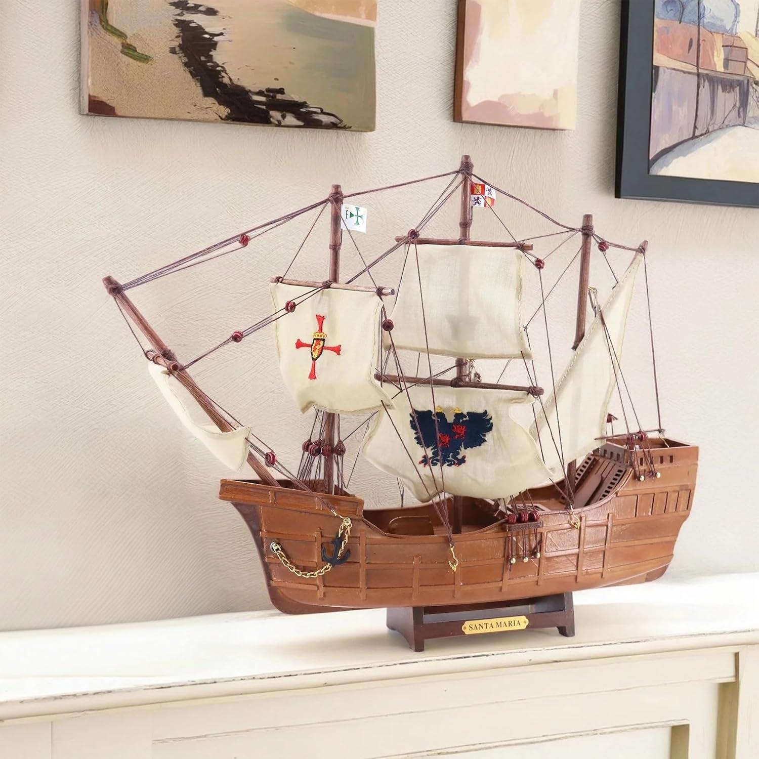 Set de 3 Barcos de Madera NAUTIMALL Santa María 40.64 cm