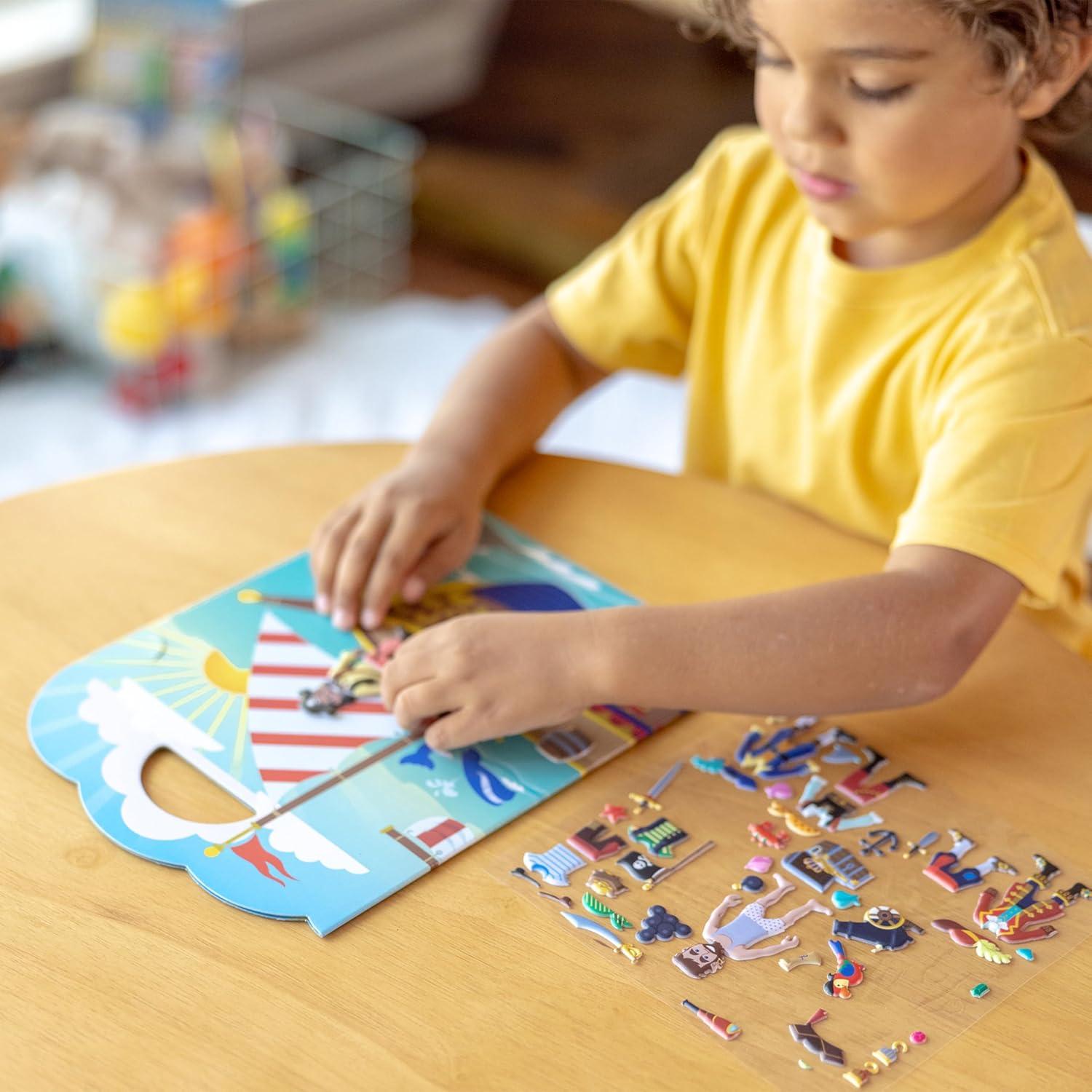 Libro de Actividades con Stickers Esponjosos Melissa & Doug - Piratas