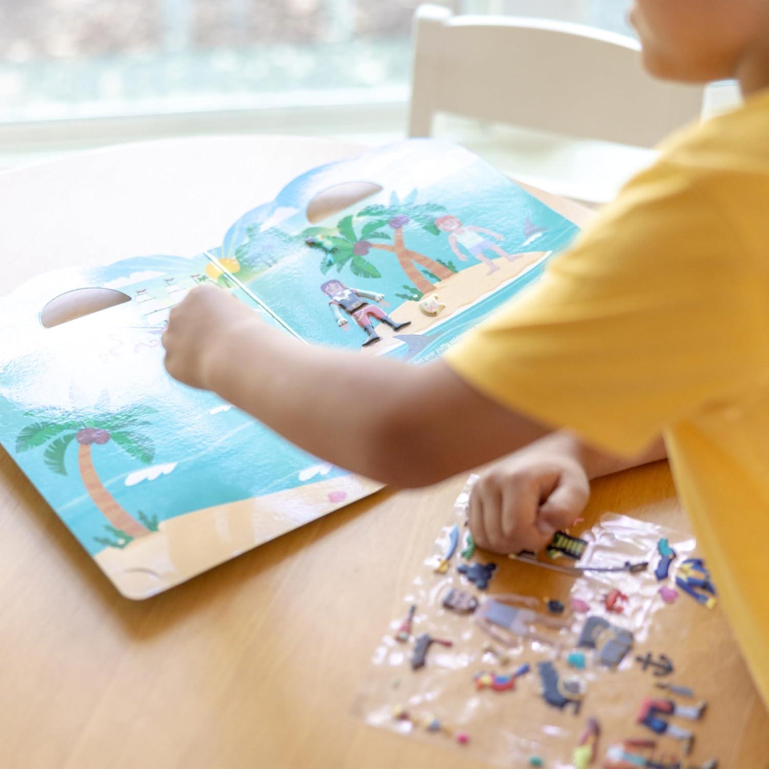 Libro de Actividades con Stickers Esponjosos Melissa & Doug - Piratas