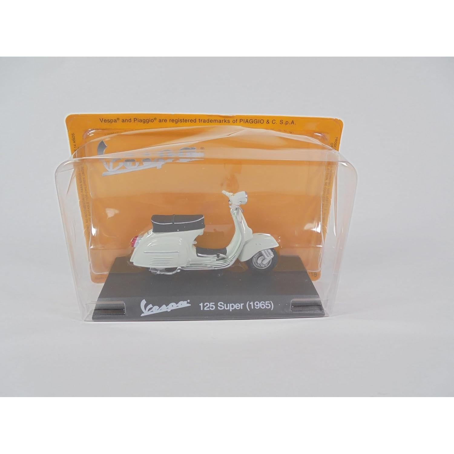 Scooter Miniatura 1/18 OPO 10 Piaggio Vespa 125 Super 1965