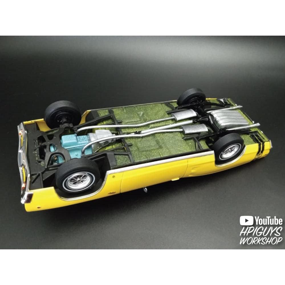 Kit de Modelo a Escala 1:25 MPC Dodge Coronet Convertible 1968