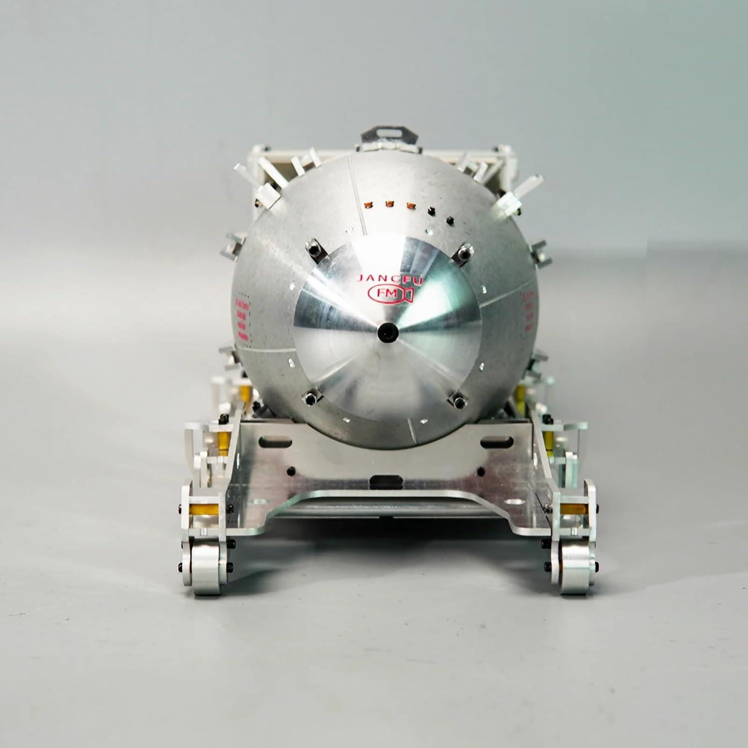 Modelo de Ensamblaje Bomba Nuclear Fat Man HumblePleb 1/12