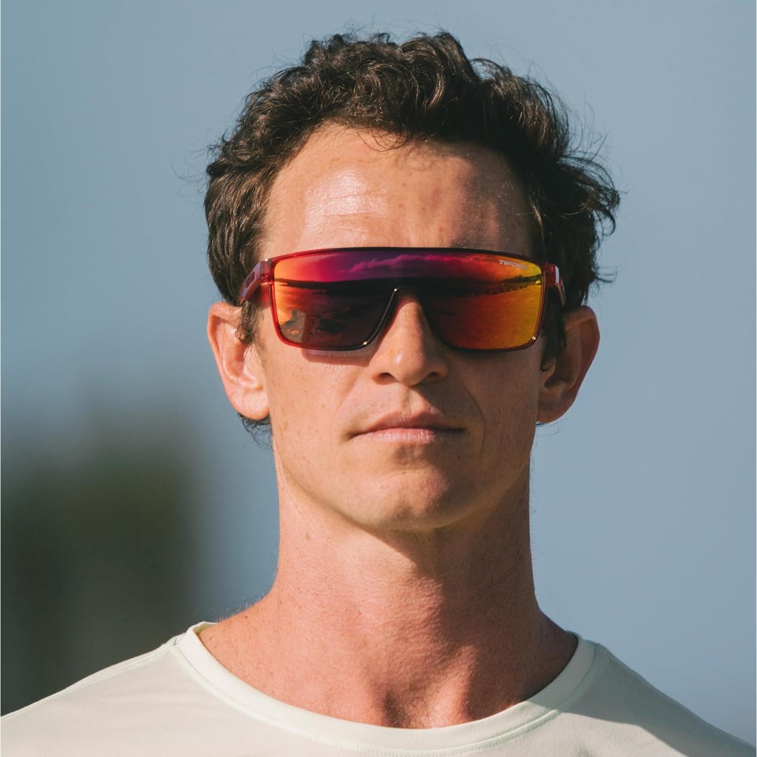 Gafas de sol Tifosi Sanctum, ligeras y deportivas