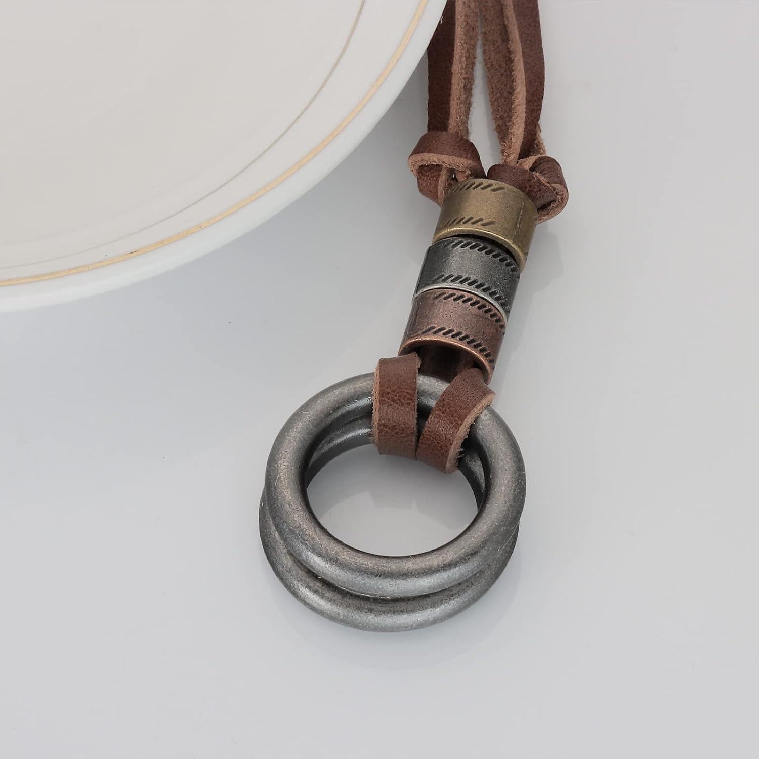 Collar de Gafas de Cuero Hutimy Ajustable 40-80 cm Unisex