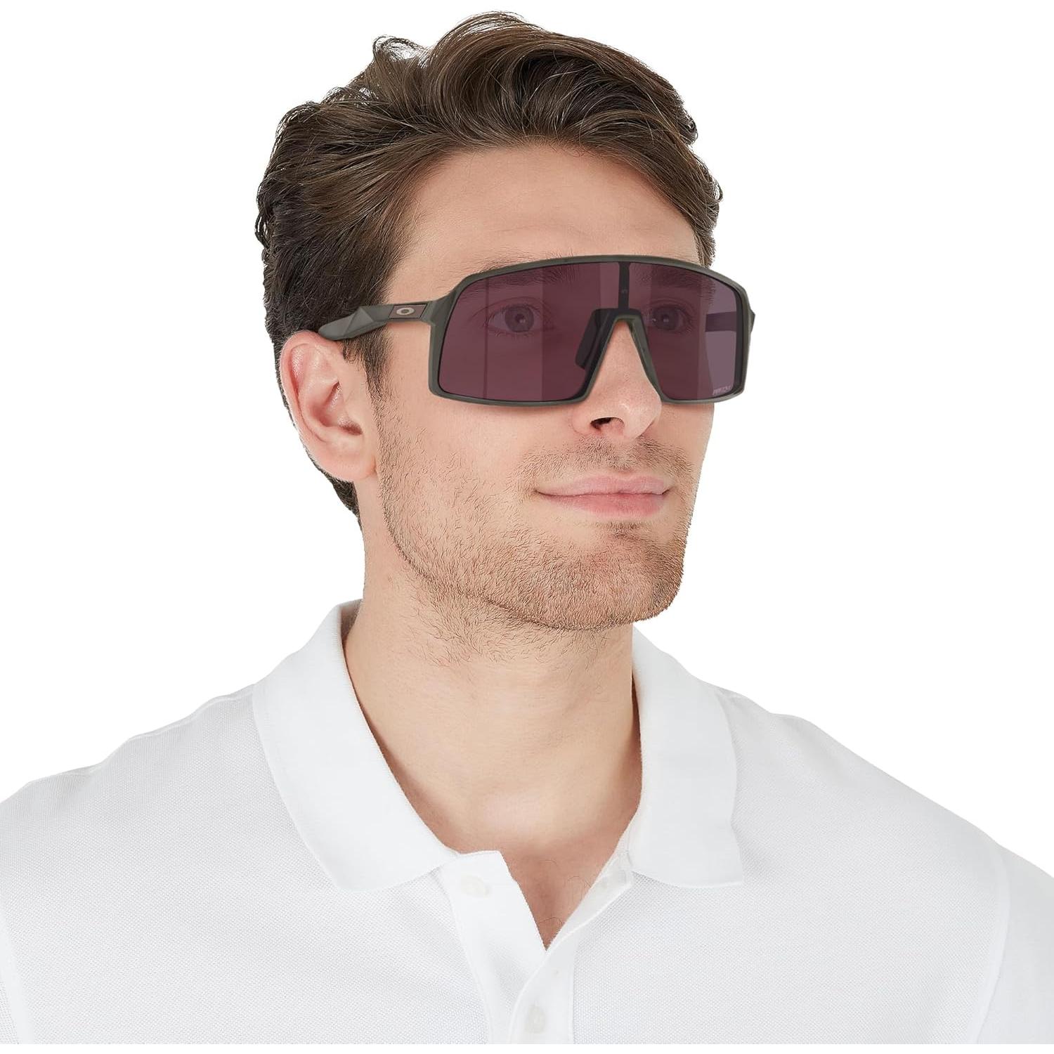 Gafas de sol rectangulares Oakley Sutro OO9406 Oliva