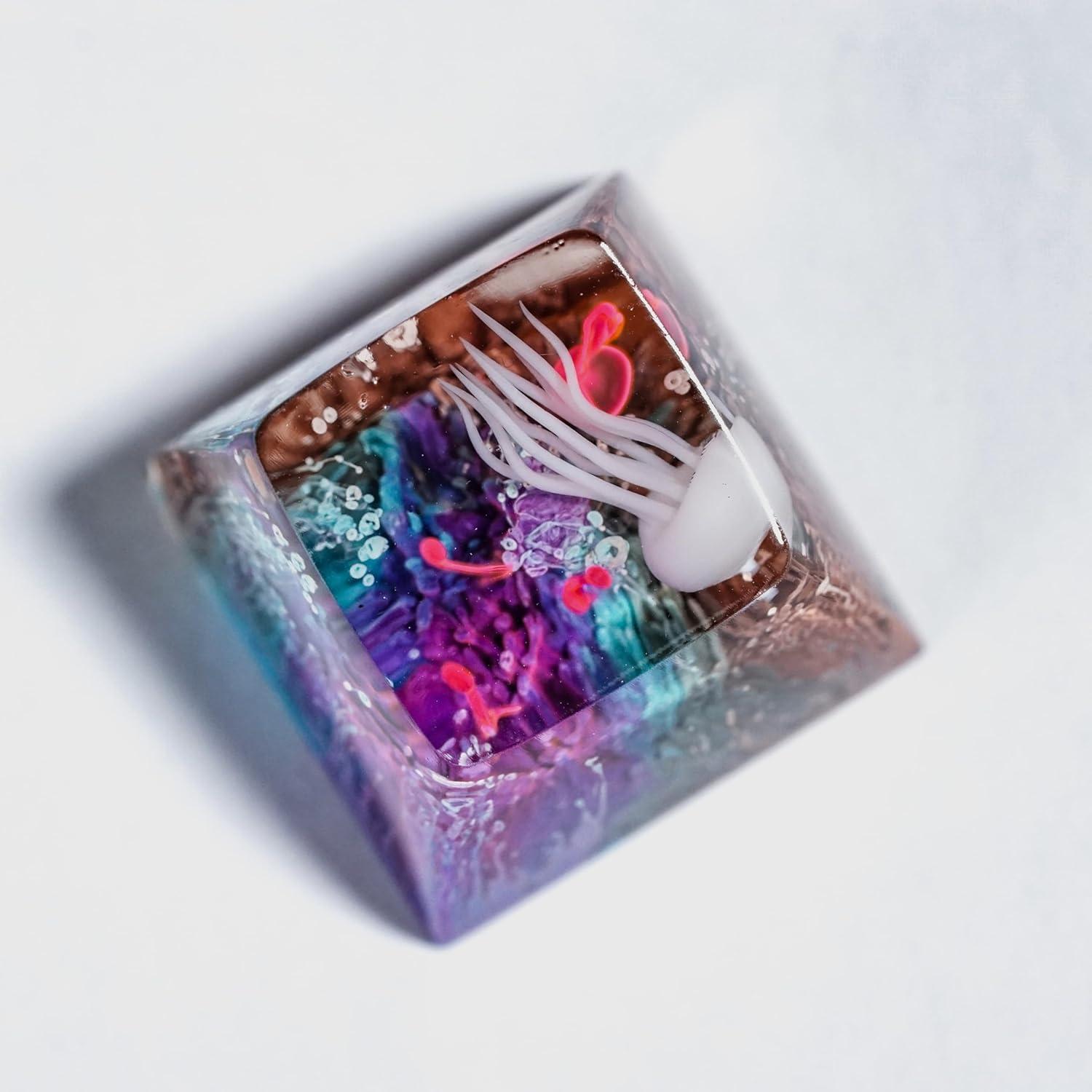 Keycap Artesanal Medusa Arcoíris XISZYS para Teclados Mecánicos