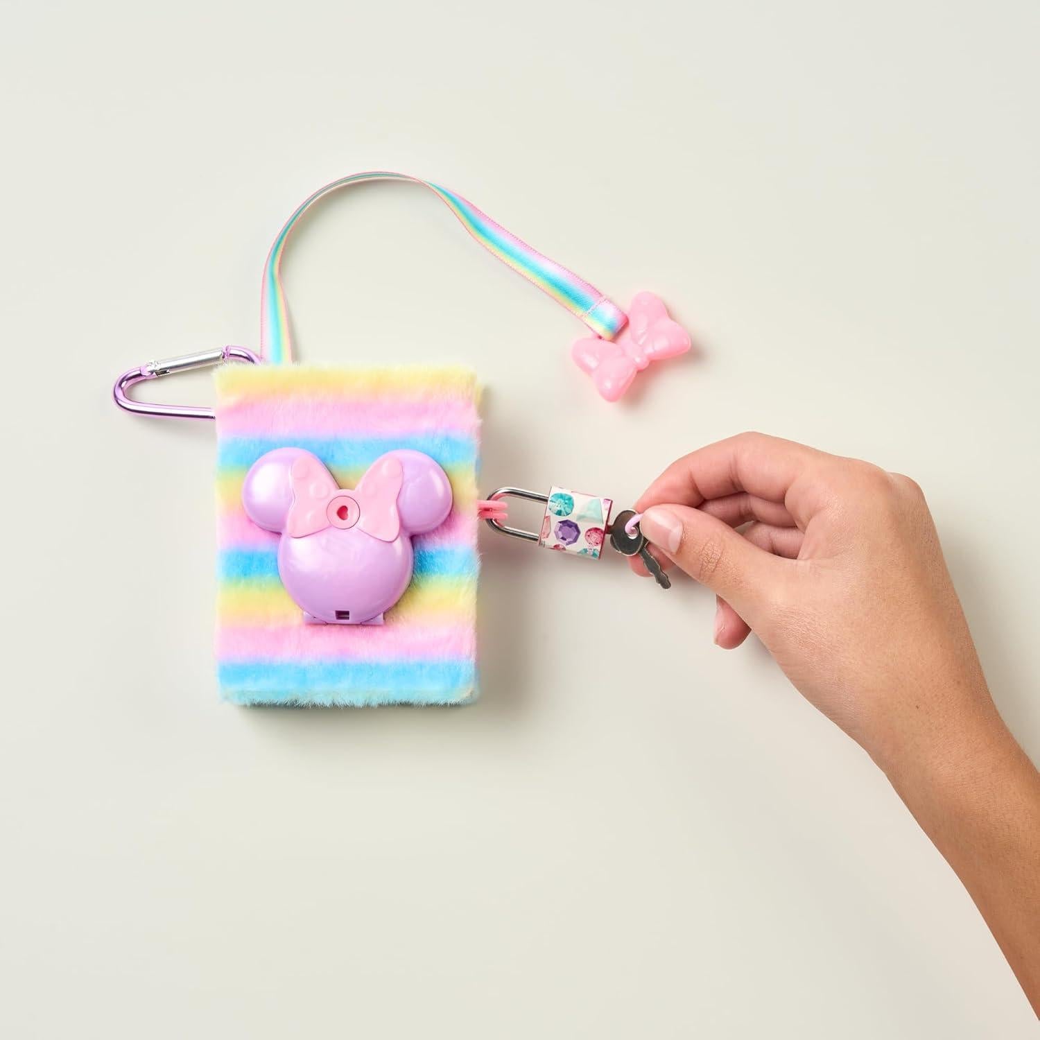 Diario Disney Real Littles con Compartimento Secreto