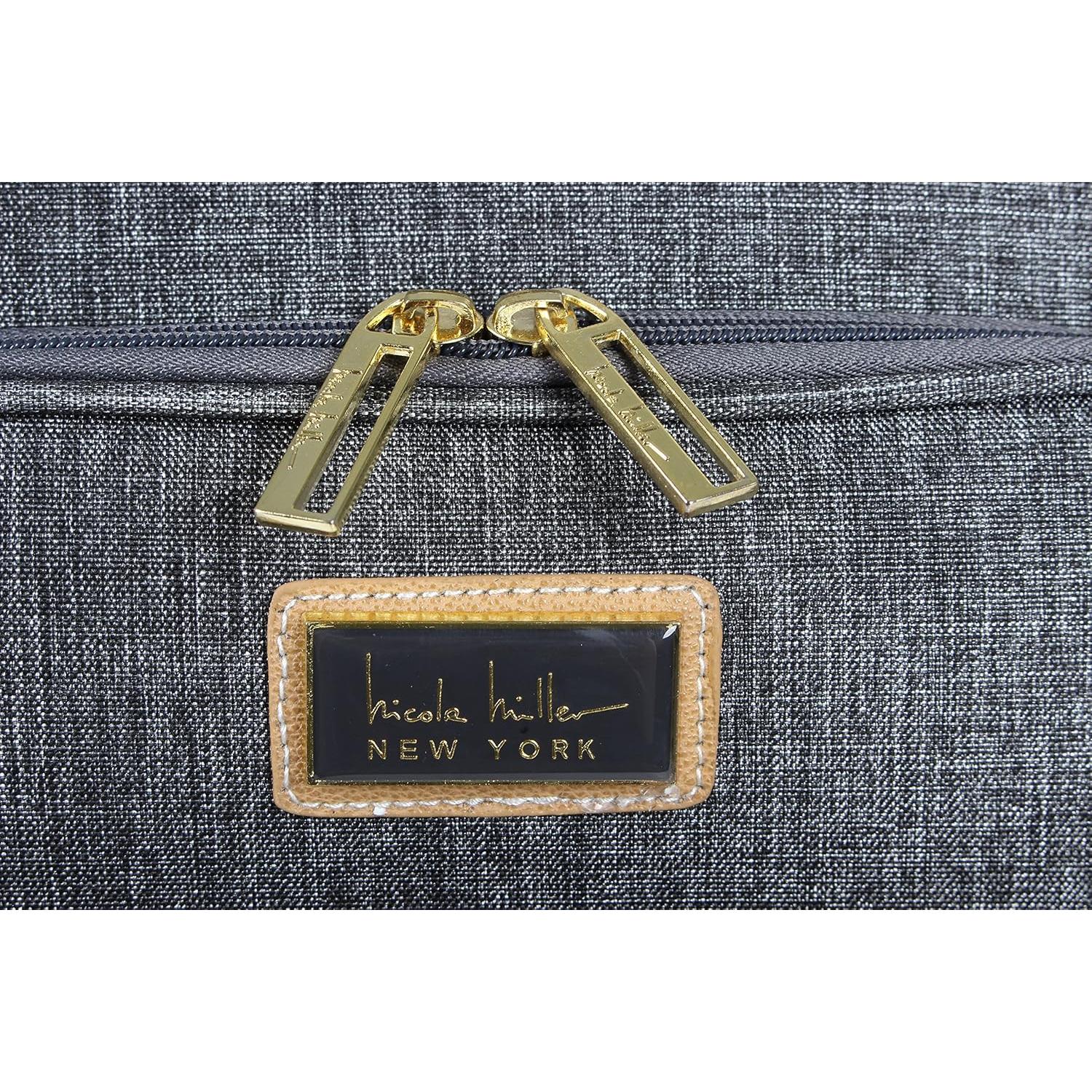 Maleta Expandible Nicole Miller 20" Suave y Ligera Plata