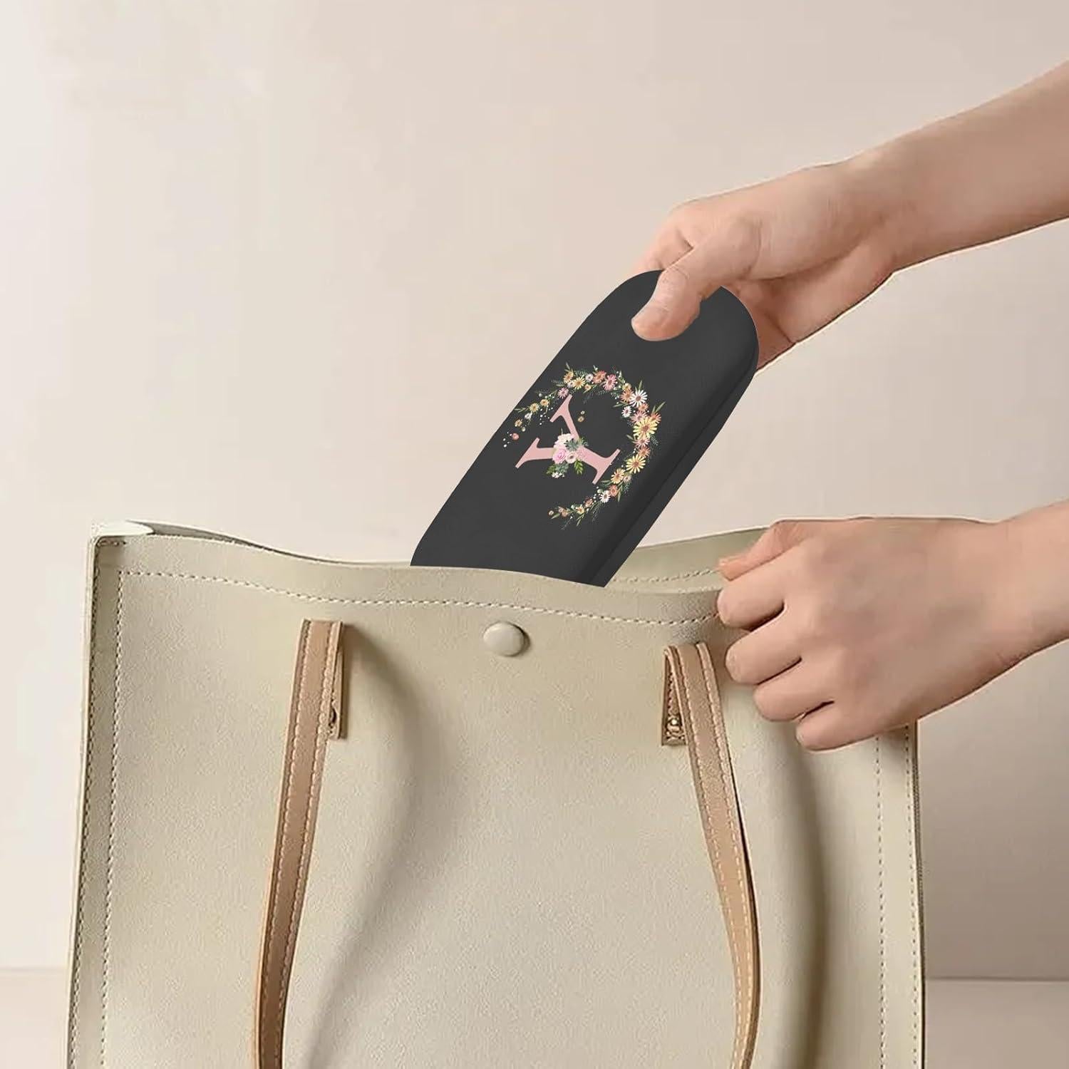 Estuche Duro para Gafas con Letra Inicial y Paño de Limpieza