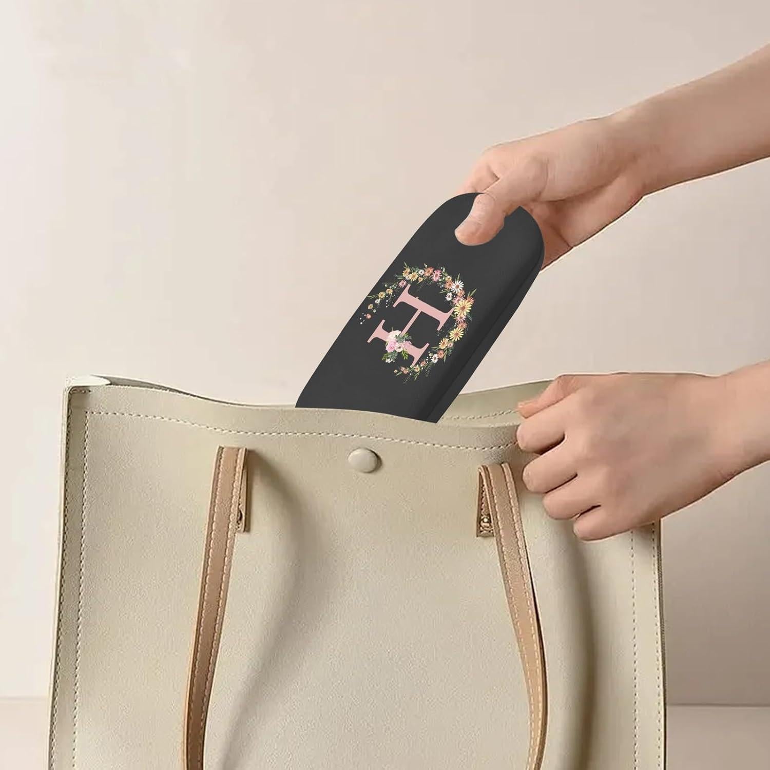 Estuche Duro para Gafas con Paño de Limpieza Letra H