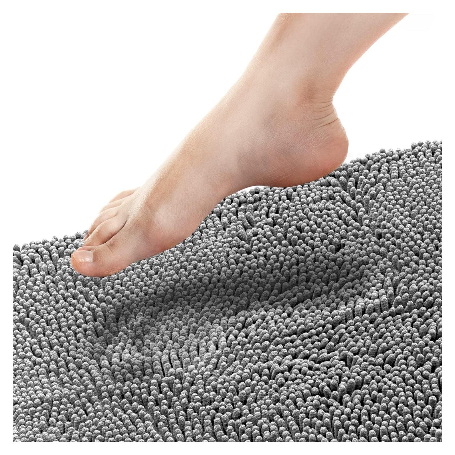 Alfombra de baño Tafts Chenille Gris Espacial 53x81 cm Antideslizante