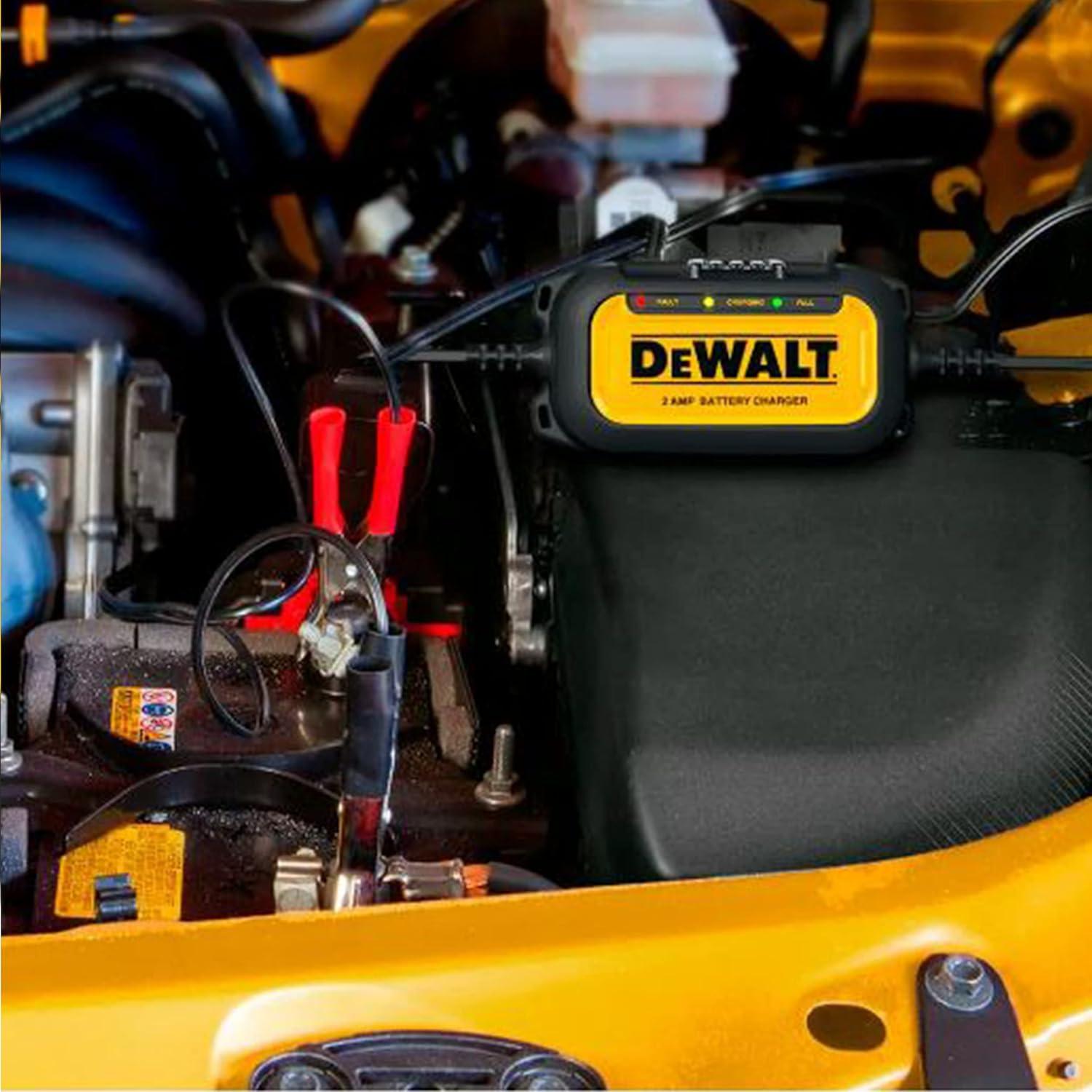 Cargador DeWalt DXAEC2 2A para Baterías 6V y 12V Amarillo