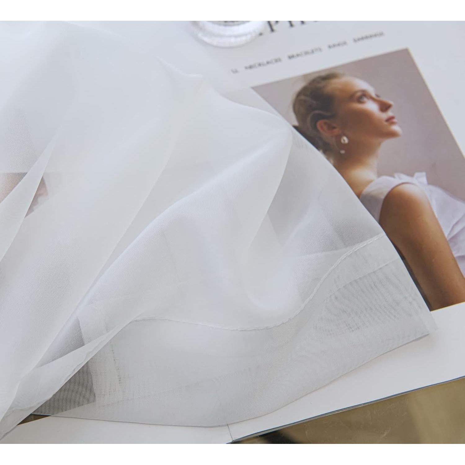 Cortinas Transparentes Blancas PI 52x84 cm, 2 Paneles con Ojetes