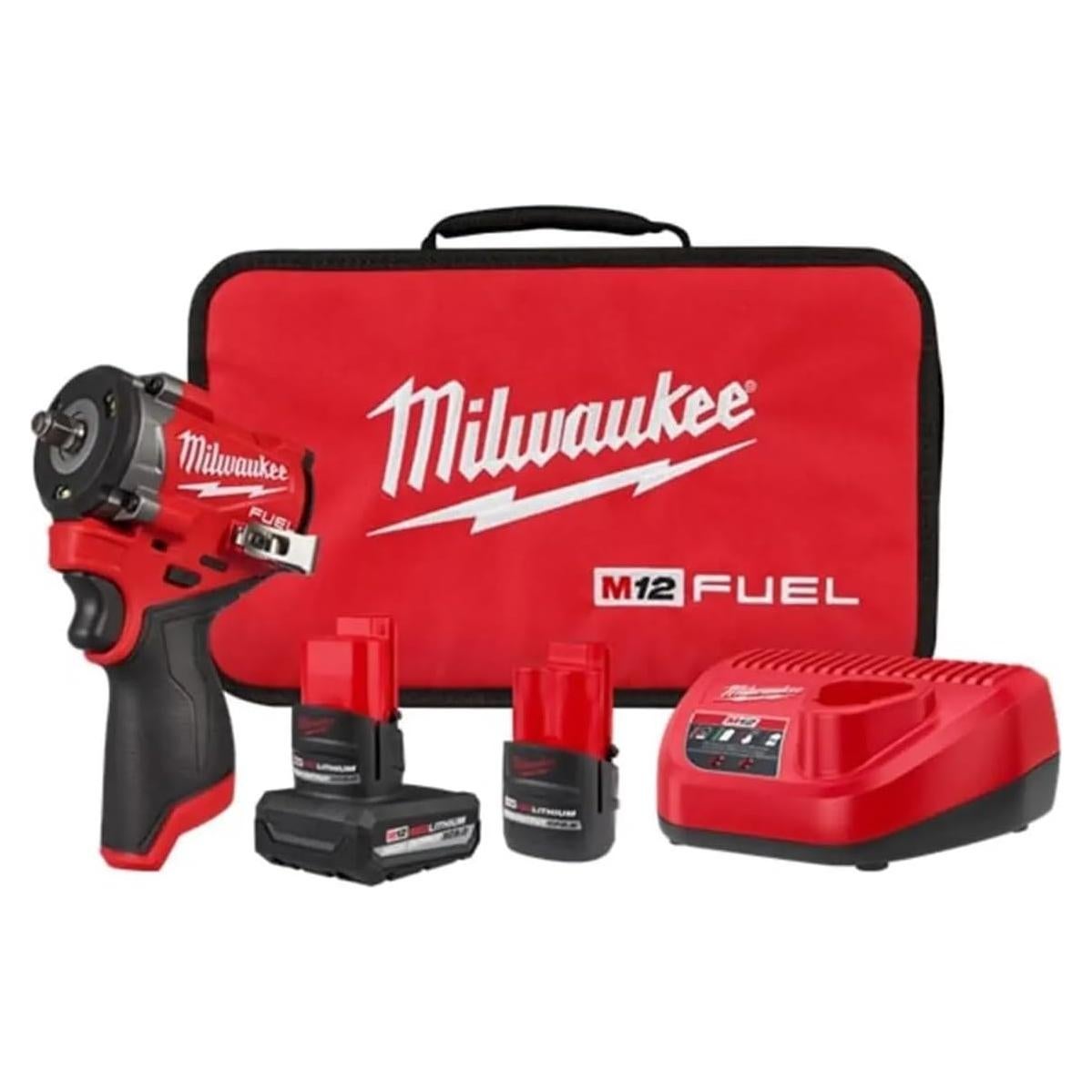 Llave de Impacto Stubby 3/8" Milwaukee M12 FUEL 745,7 Nm