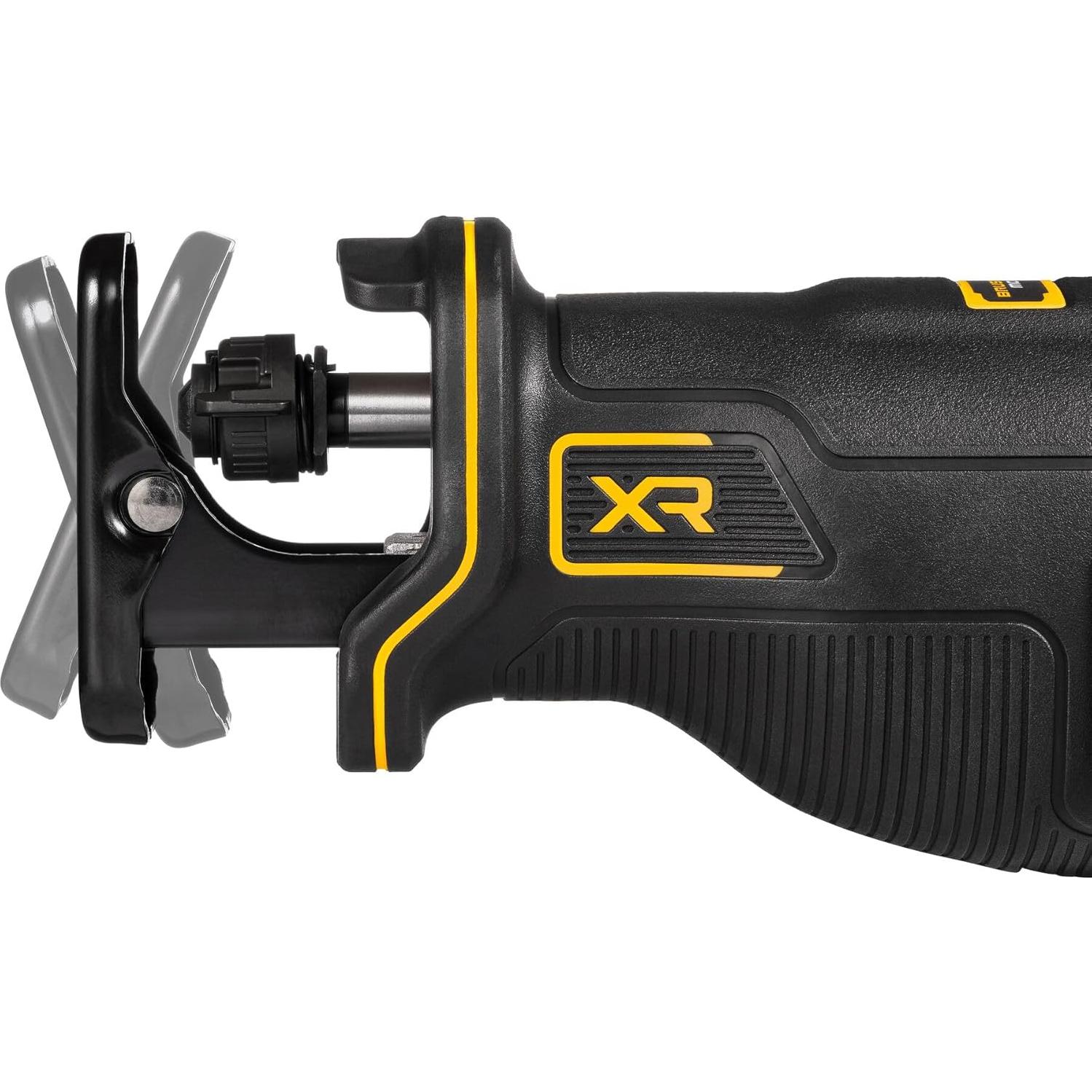 Sierra Recíproca Inalámbrica DEWALT 20V MAX DCS382B 2.86 cm
