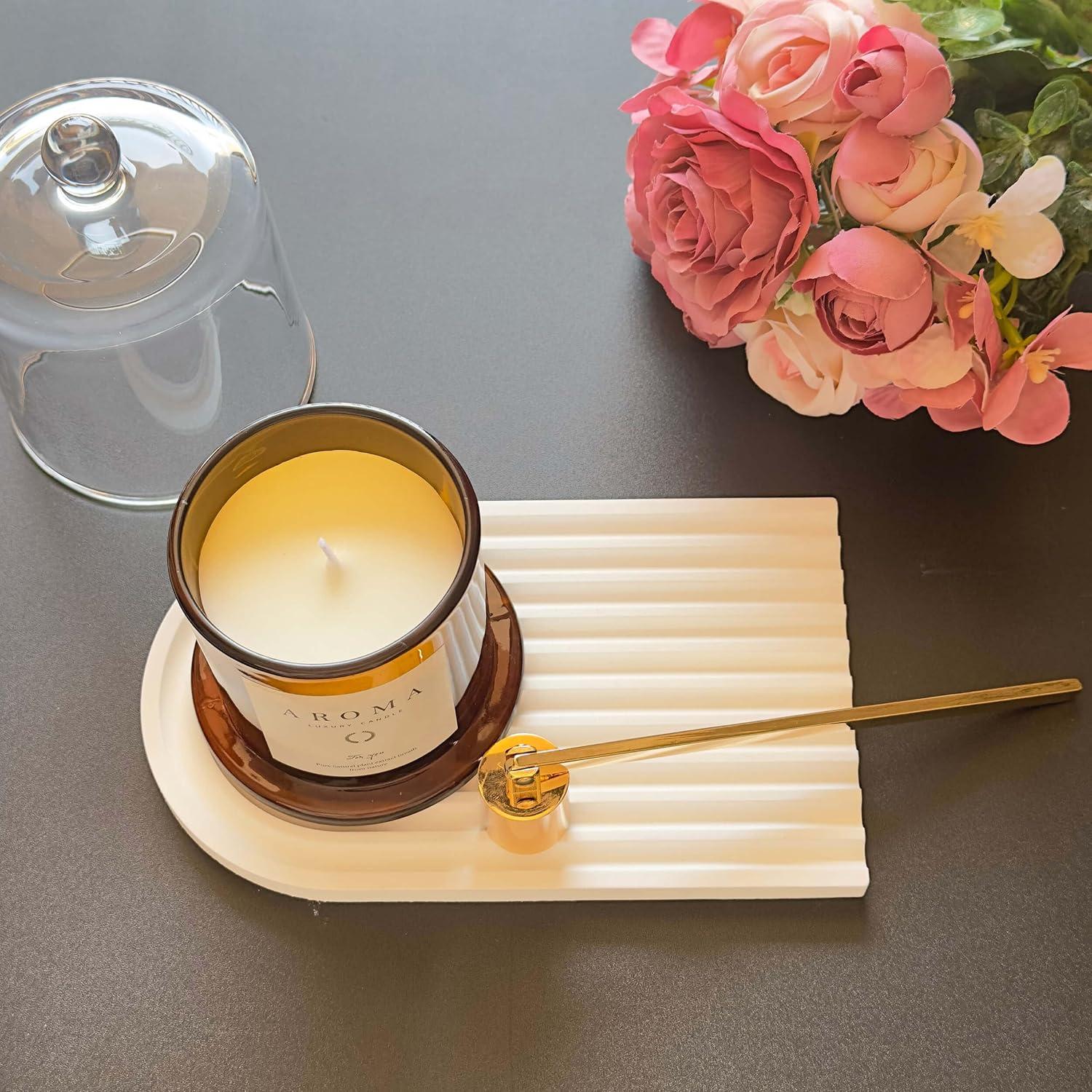 Apagavelas de Acero Inoxidable Dorado con Mango Largo 15.95 cm