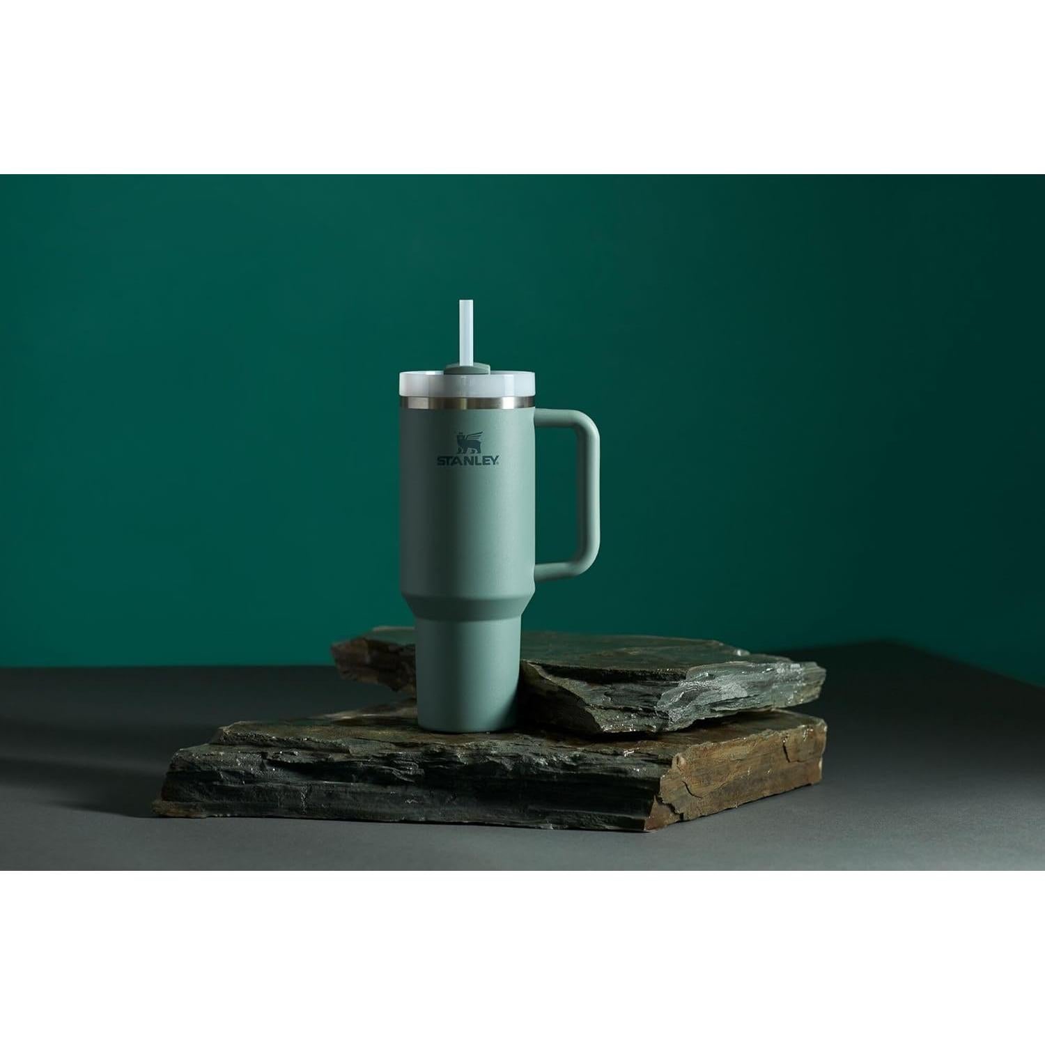 Vaso Stanley Quencher H2.0 1.18 L Pizarra con Pajilla