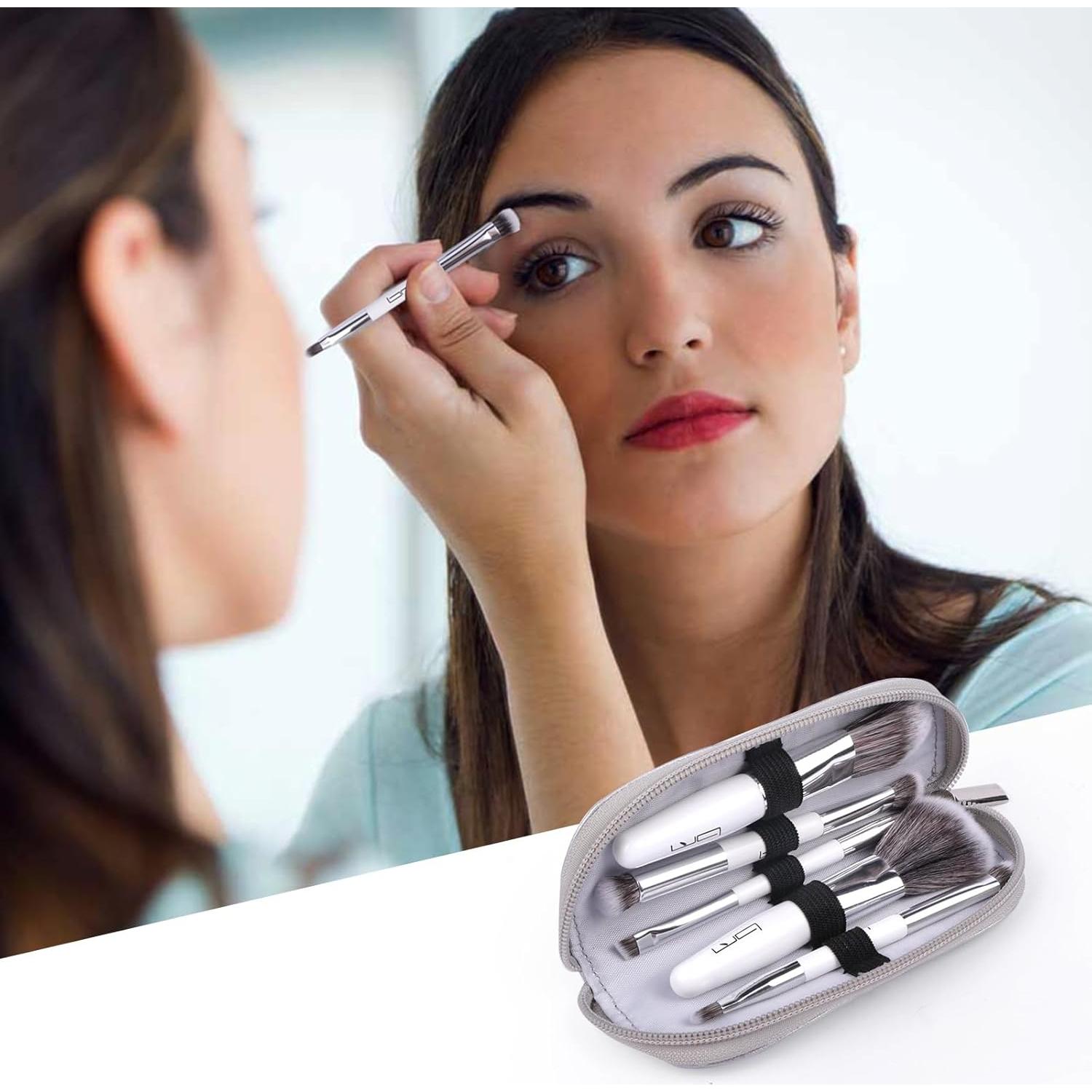 Juego de Brochas de Maquillaje Brush Master 5PCS Viaje Blanco