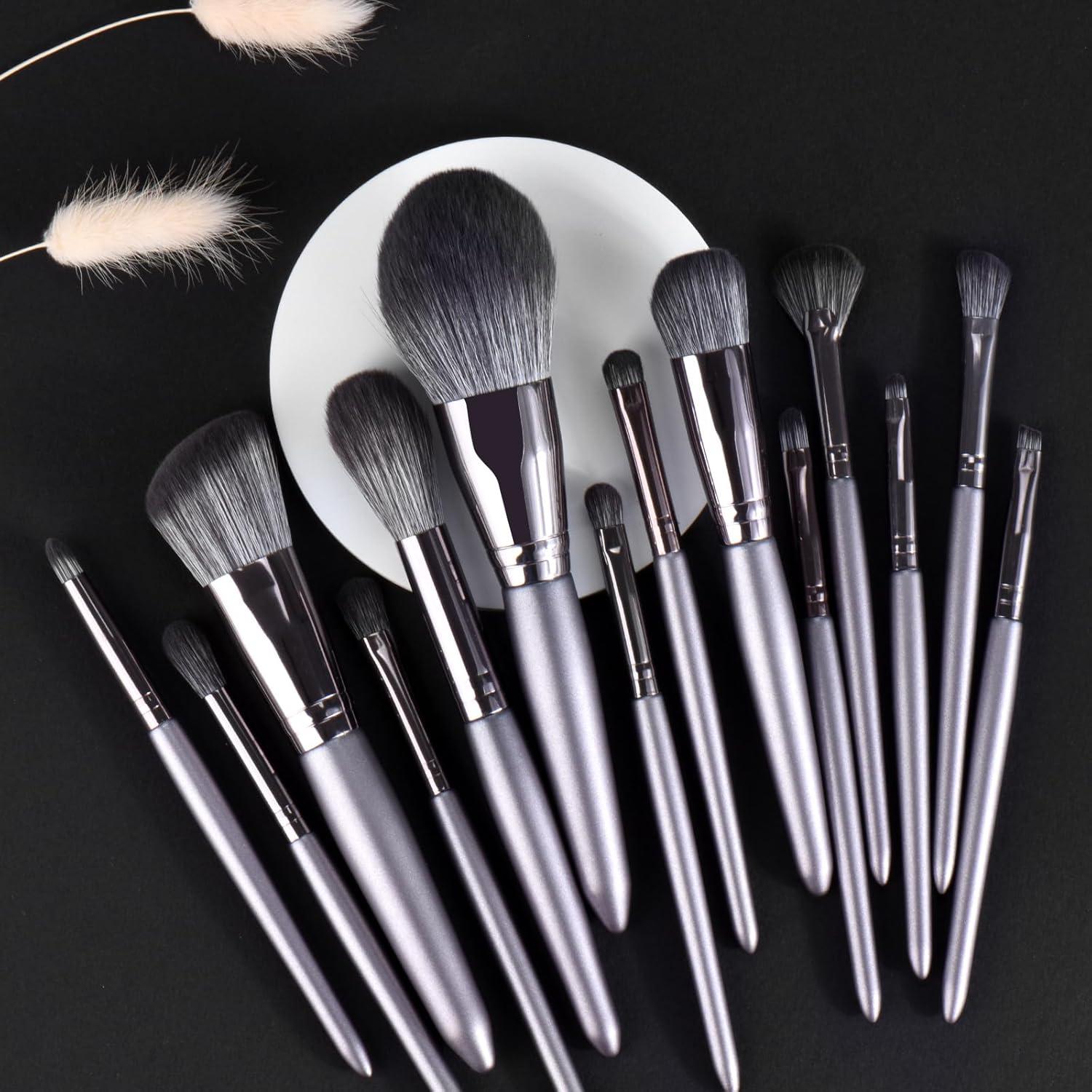 Juego de Brochas de Maquillaje SHELWIN 14 Piezas Gris