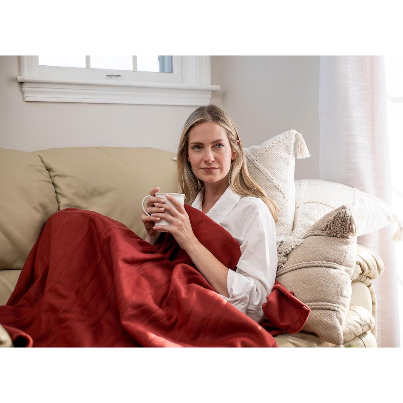 Manta Eléctrica BLACK+DECKER 50x60 cm Forro Polar 4 Niveles