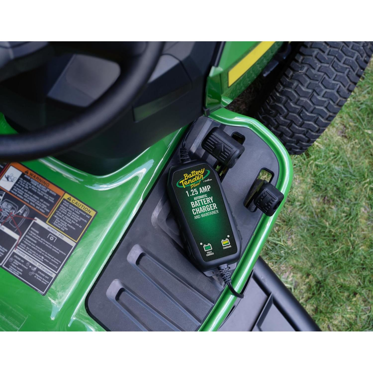 Cargador Mantenedor de Batería Deltona 12V 1.25A