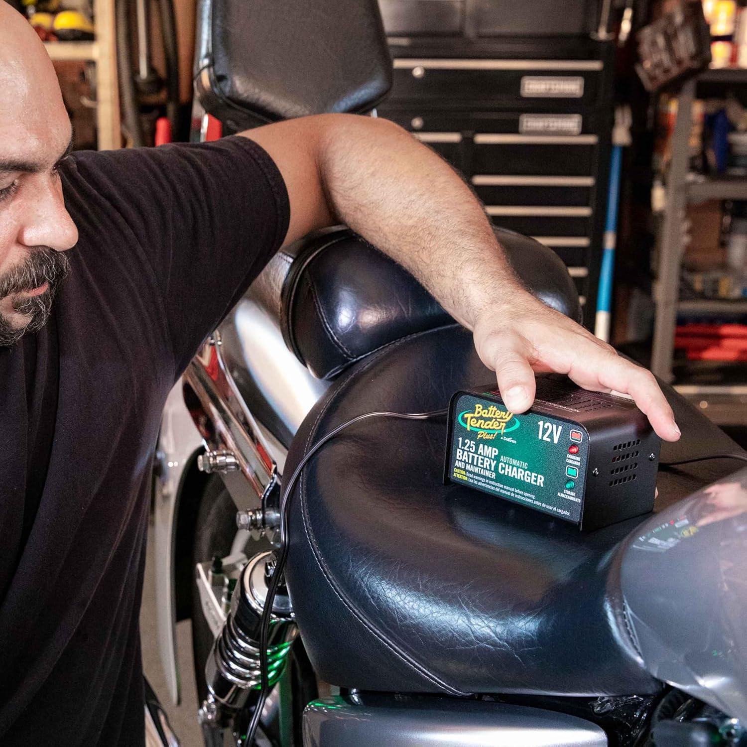 Cargador Mantenedor Battery Tender 12V 1.25A Automóviles