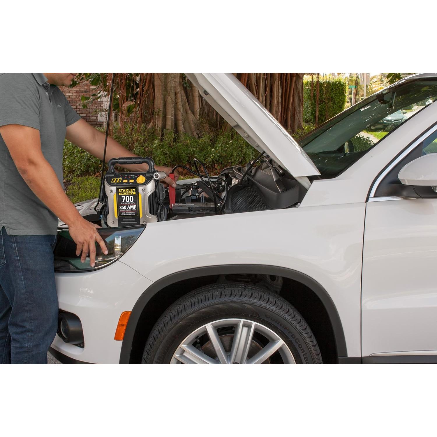 Arrancador Stanley J7CS 700A + Compresor y USB