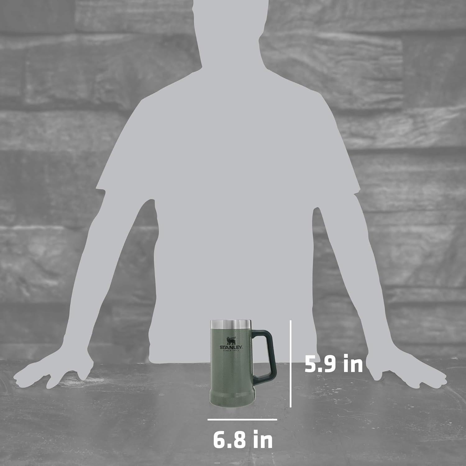 Taza de Cerveza Stanley Big Grip 0.71 L Verde Aislada