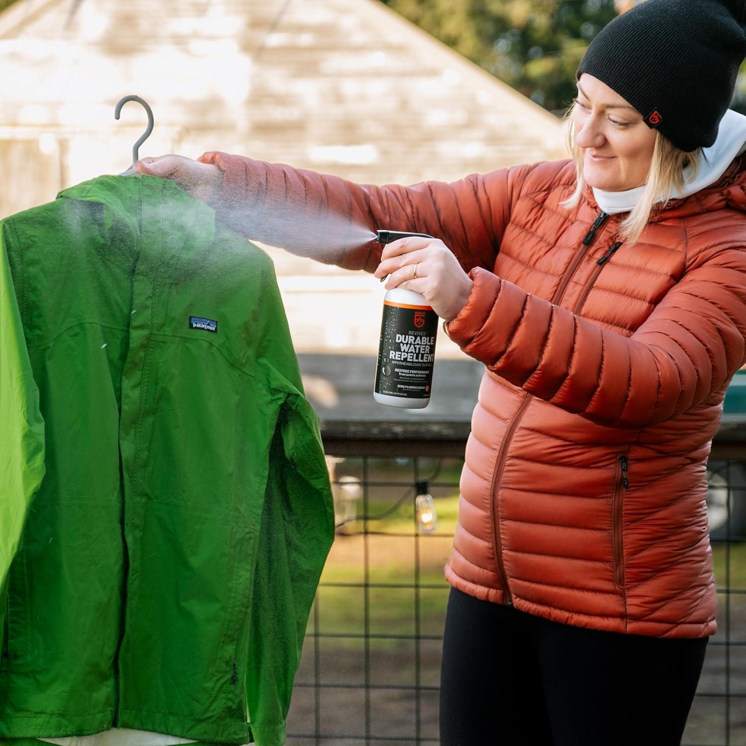 Spray Repelente de Agua Durable GEAR AID 500 ml para Ropa