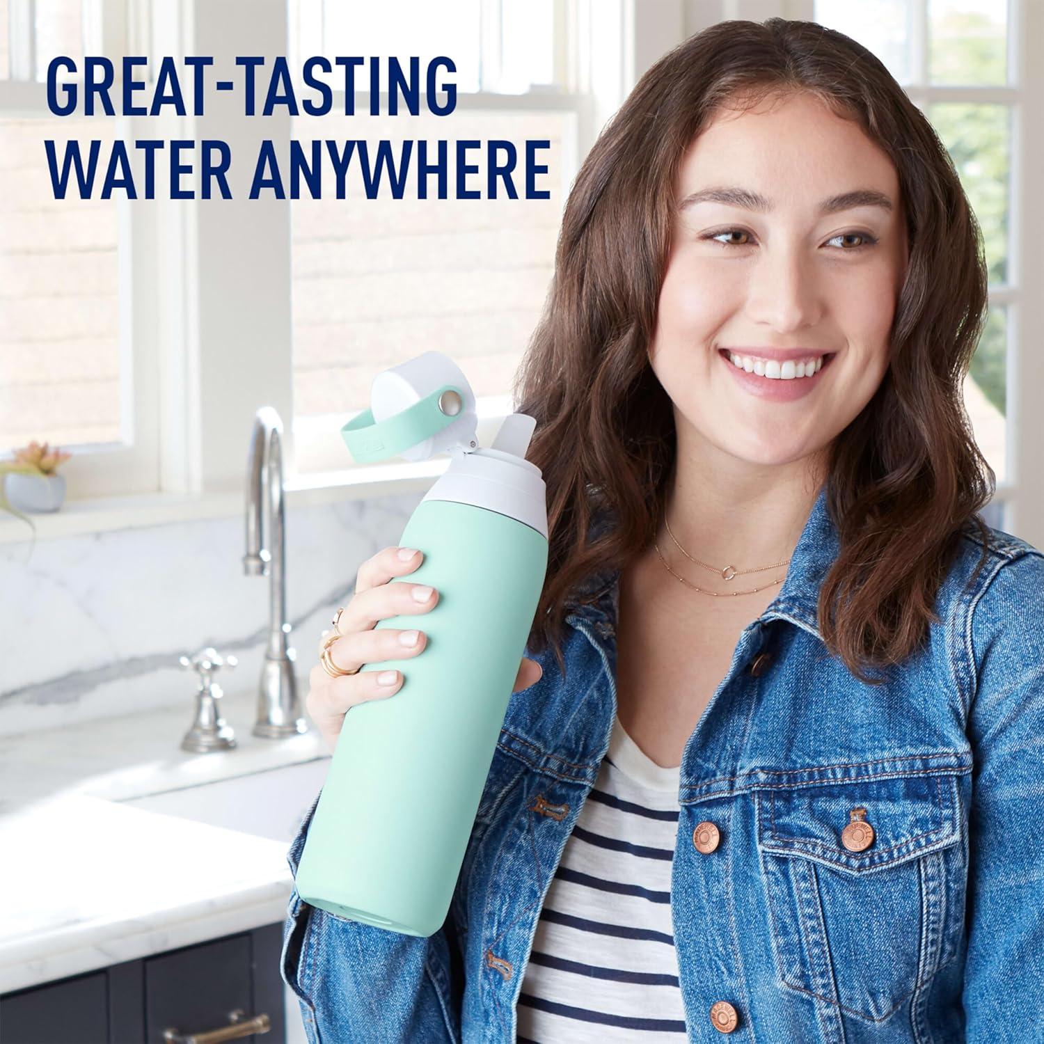 Botella Filtrante Brita de Acero Inoxidable 600 ml Aislada