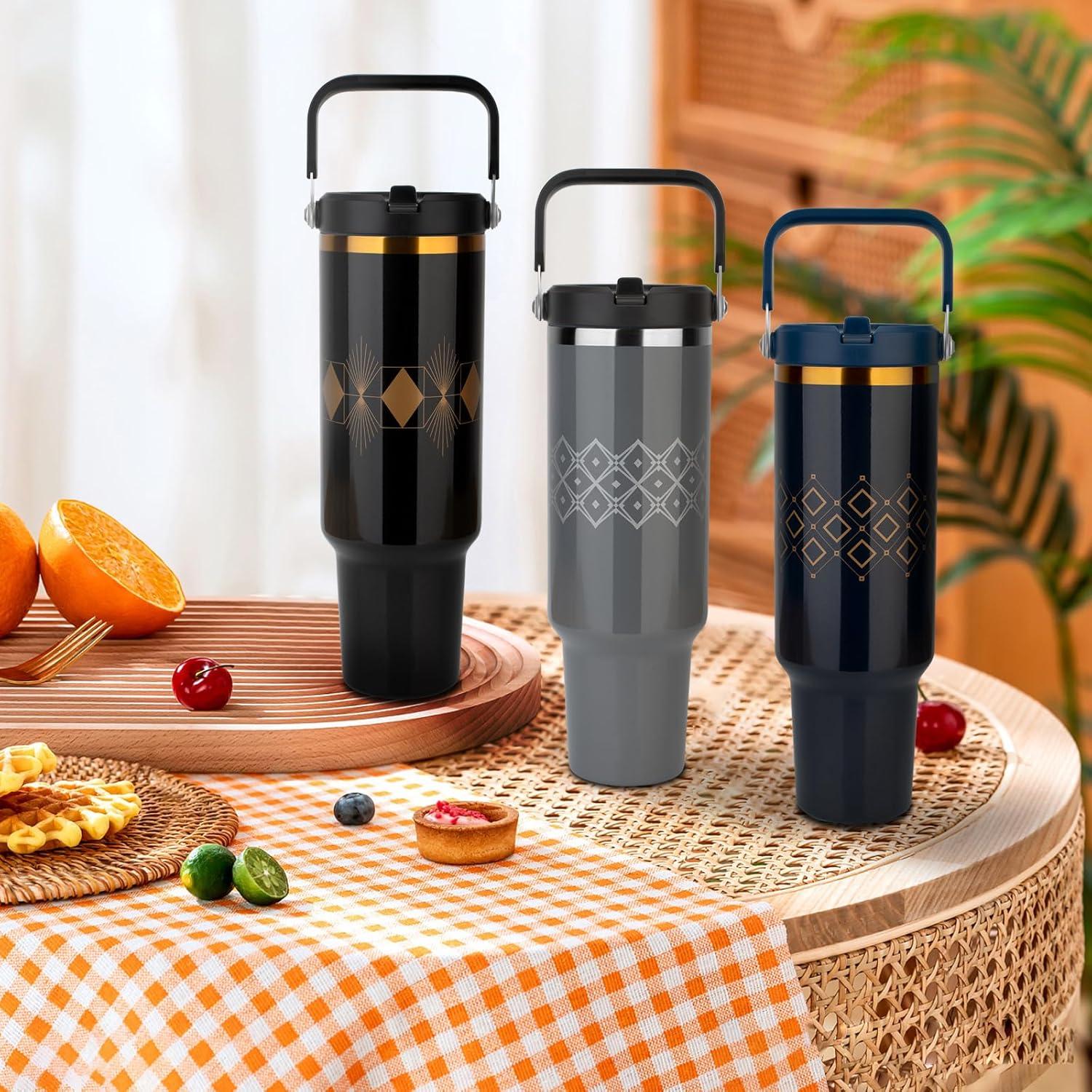 Botella de Agua Aislada Cafezi 1.5 L con Pajilla y Asa