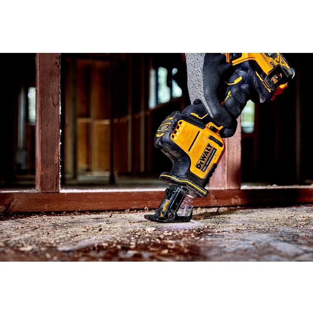 Sierra Recíproca DEWALT 20V MAX* Inalámbrica DCS369B