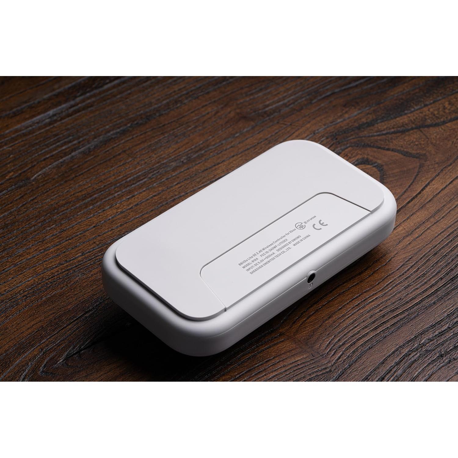 8Bitdo Lite SE 2.4G Wireless Controller for Xbox Series X|S, Xbox One, Windows 10/11, Gamepad with Hall Effect Joysticks, 3.5mm Audio Jack - Officially Licensed (Renewed)