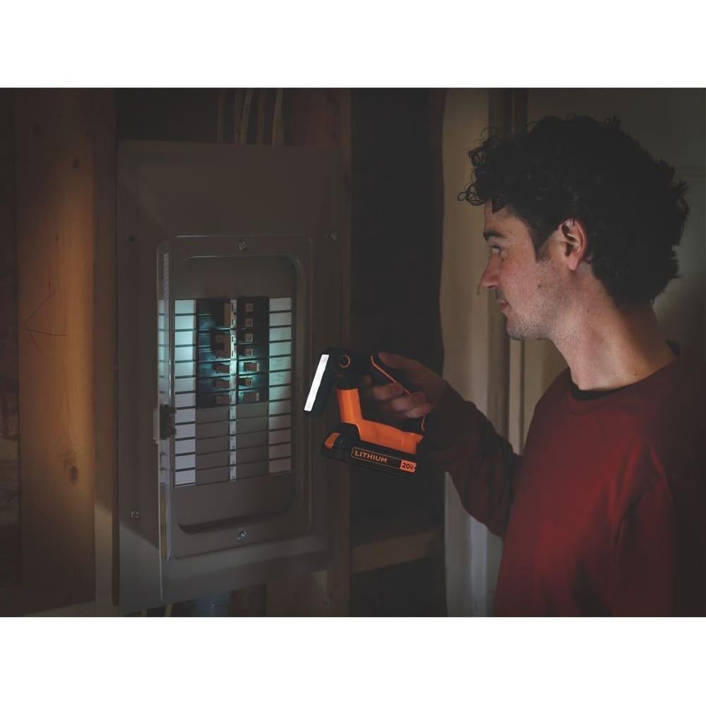 Luz de Trabajo LED Black+Decker 20V Recargable 70 Lúmenes