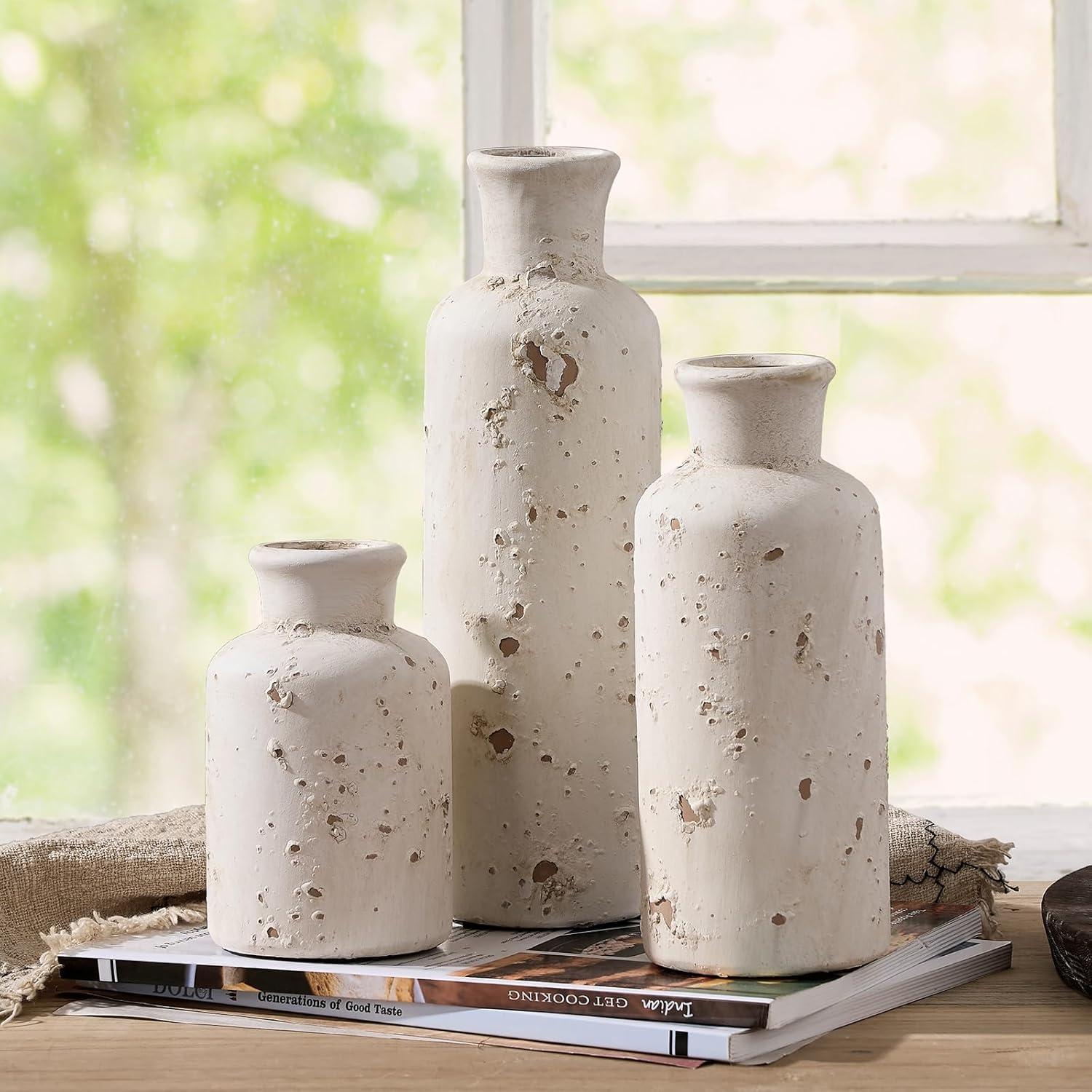 SIDUCAL Ceramic Rustic Farmhouse Vase Set of 3, Whitewashed Terracotta Vase, Clay Decorative Vases for Home Decor, Living Room, Shelf, Mantel Decoration(Rustic White)