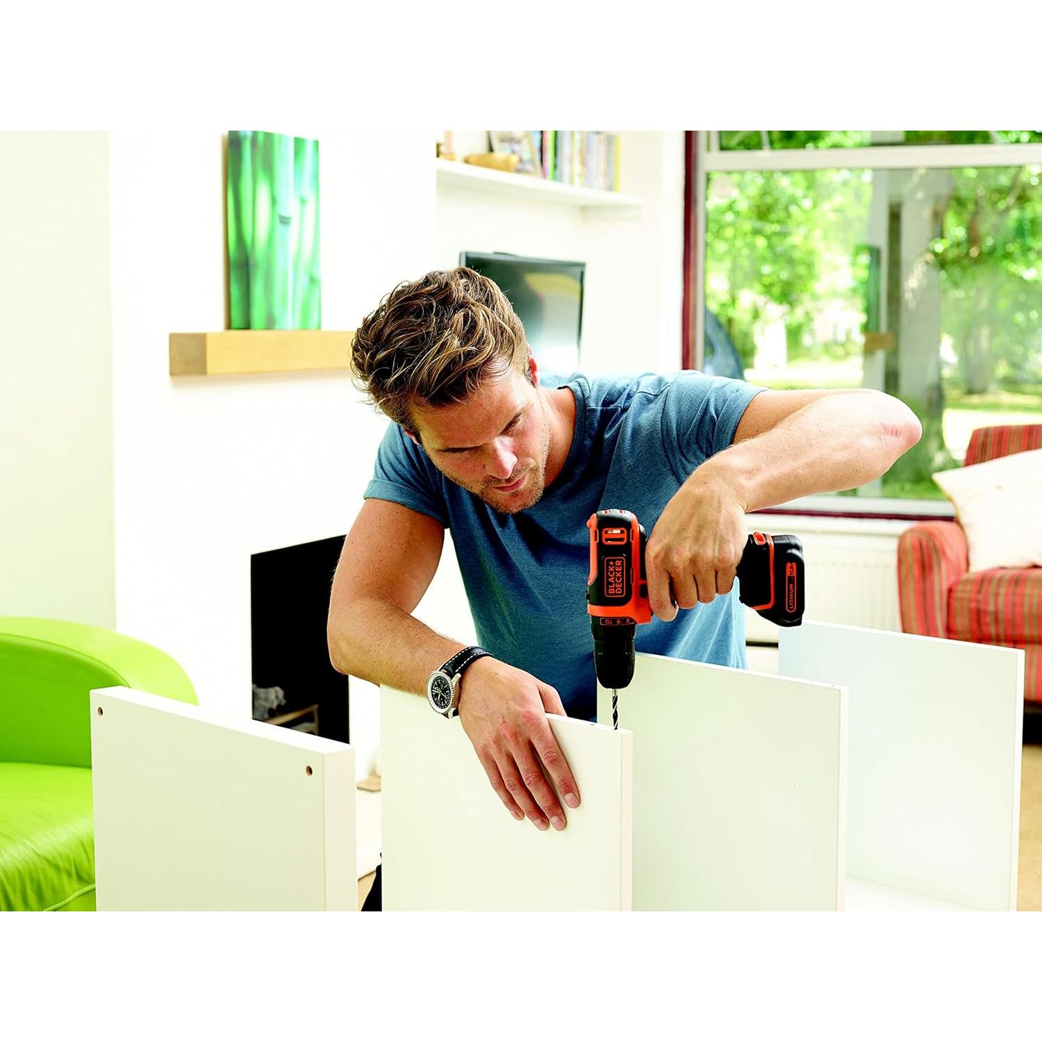 Black & Decker BDCDD12KB-QW - Taladro Atornillador 10,8V con 2 baterías 1,5Ah y maletín