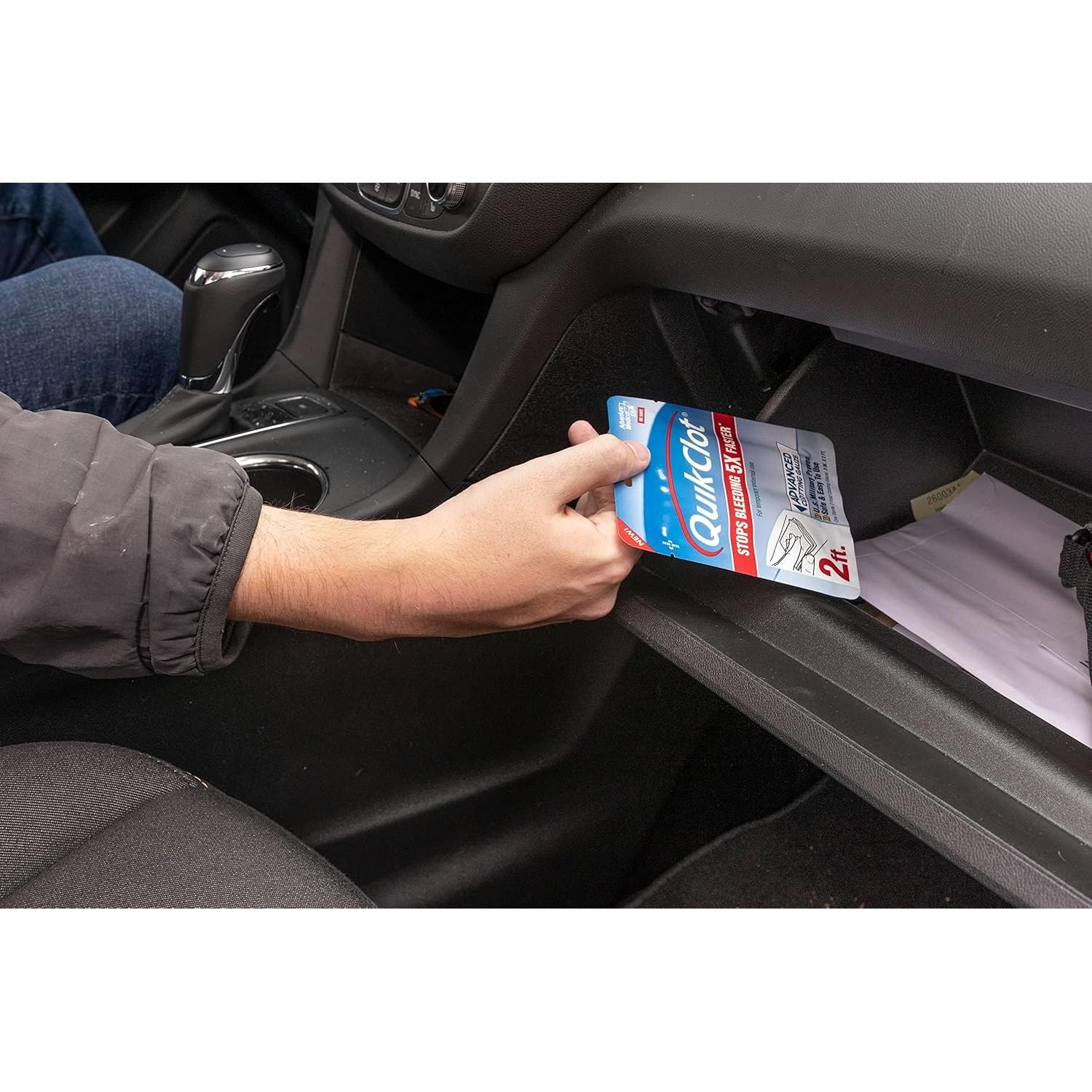 Gasa Hemostática QuikClot Adventure Medical 7,62x60,96 cm