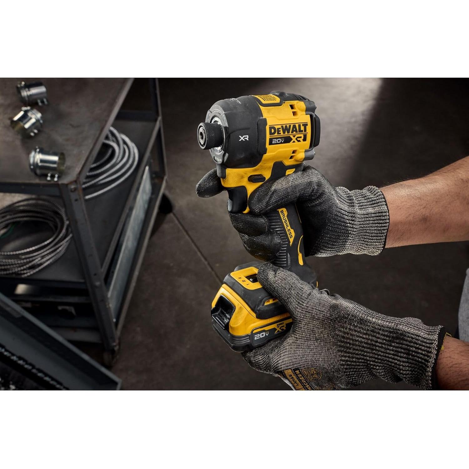 Destornillador de Impacto Hidráulico DEWALT 20V 1/4" Silencioso